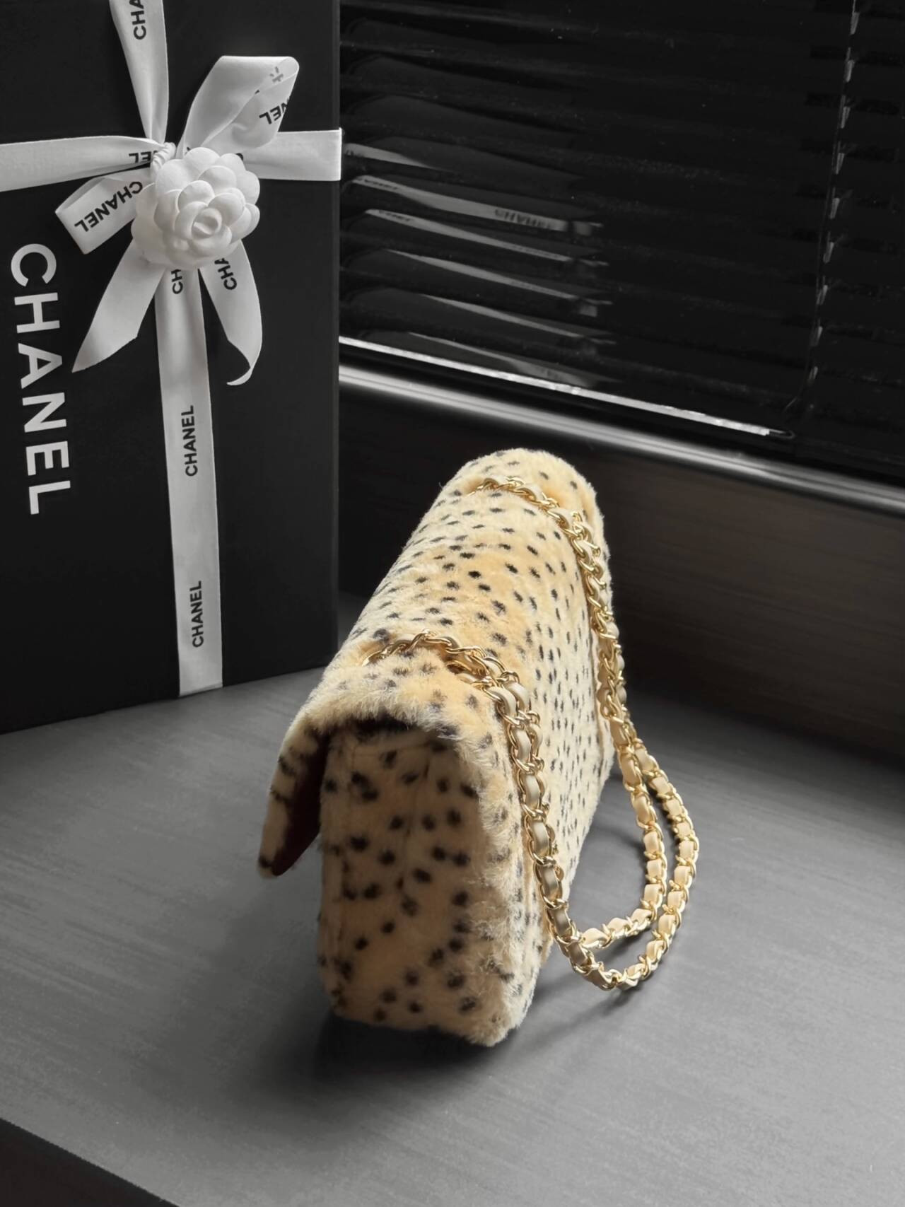 Ch**el Flap Bag 25x15x6cm