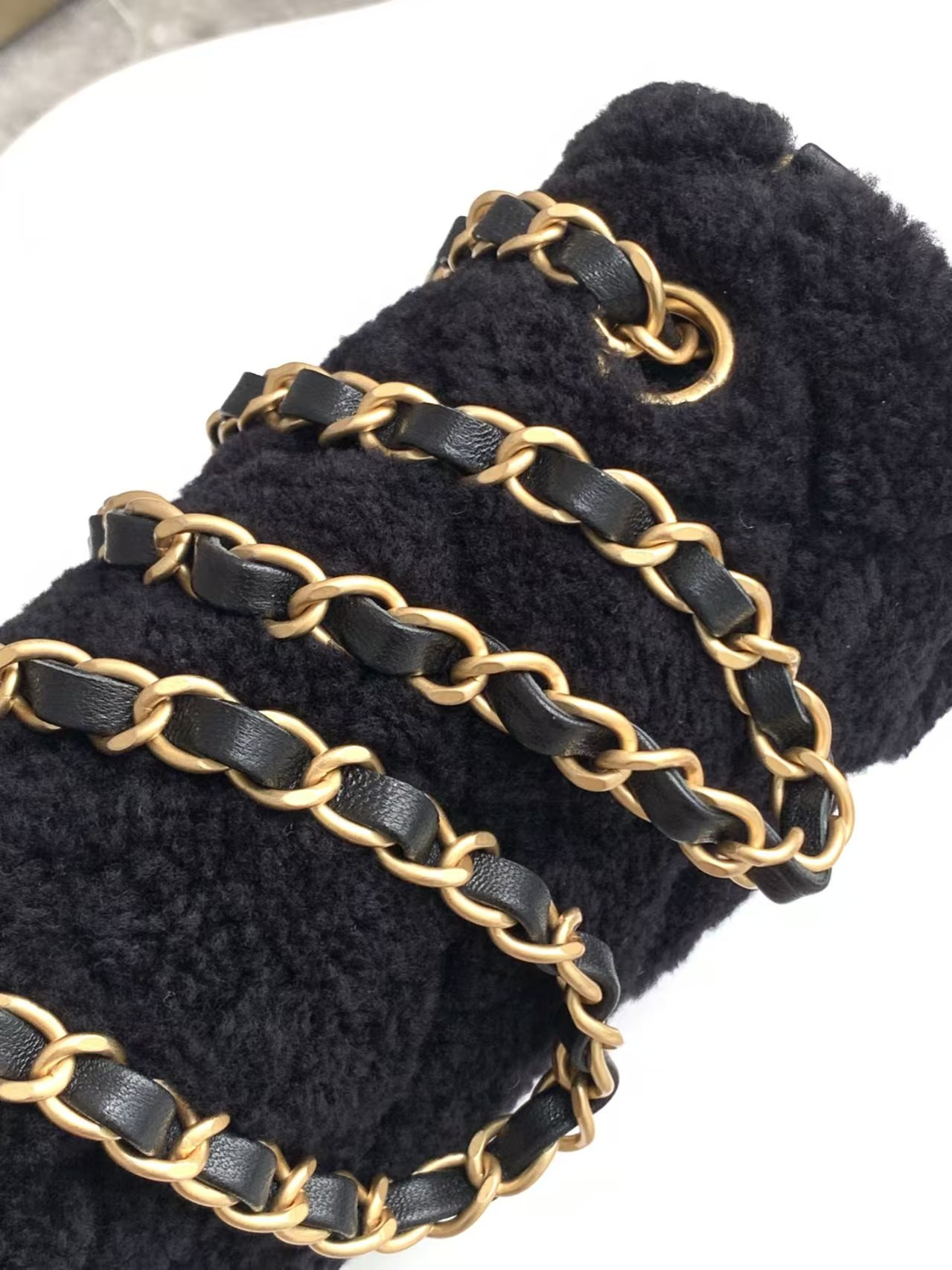 Ch**el Flap Bag 13.5x17x8cm