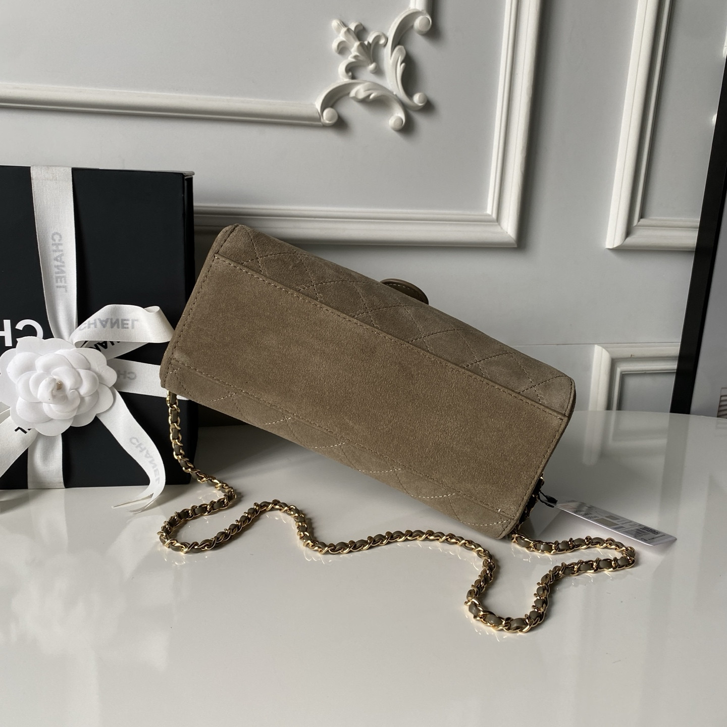 Ch**el Clutch with chain AP5294 11x23x12.5cm