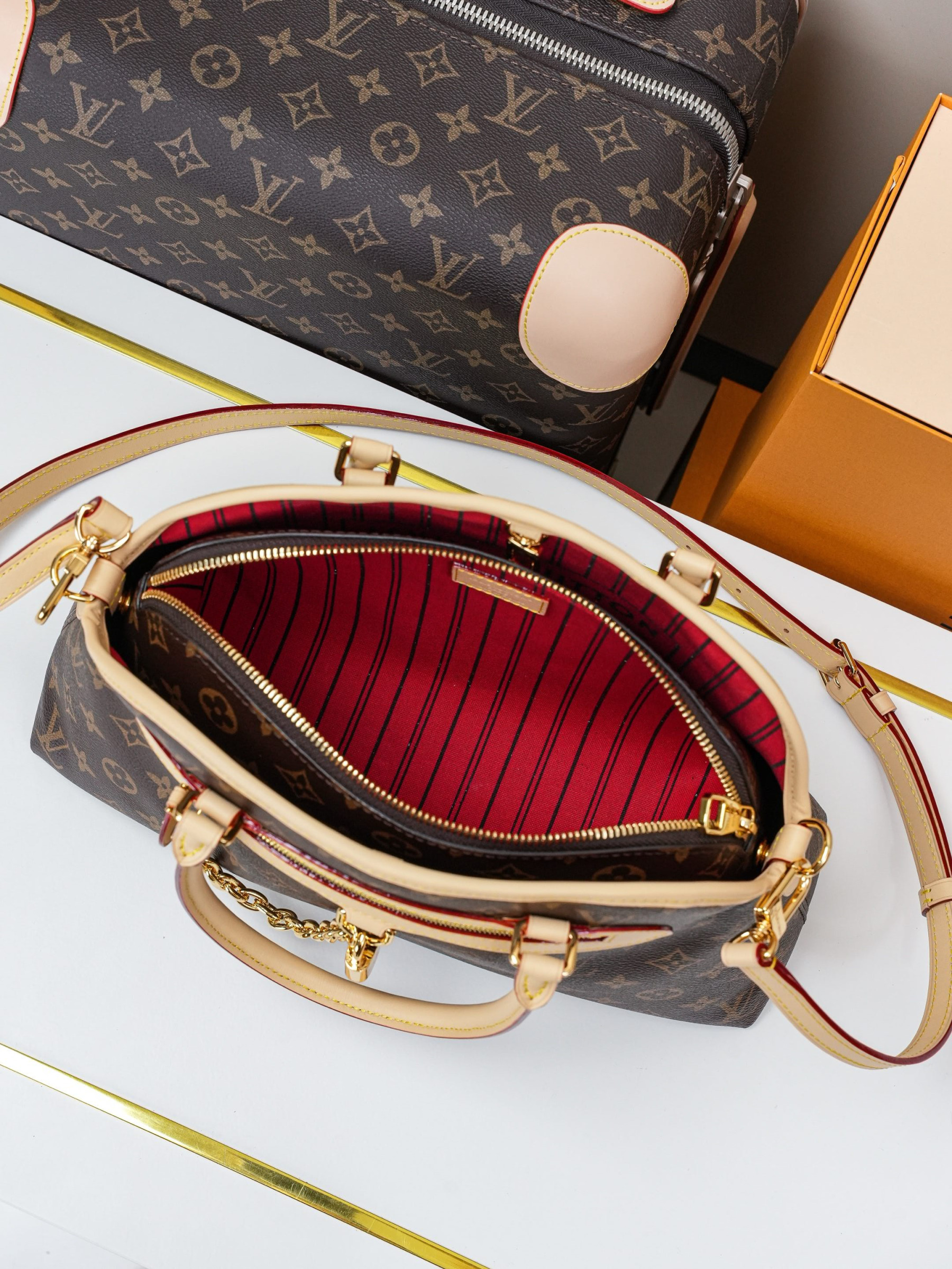 Louis Vuitton Monogram Ever More PM Handbag M15208 35x21x12cm