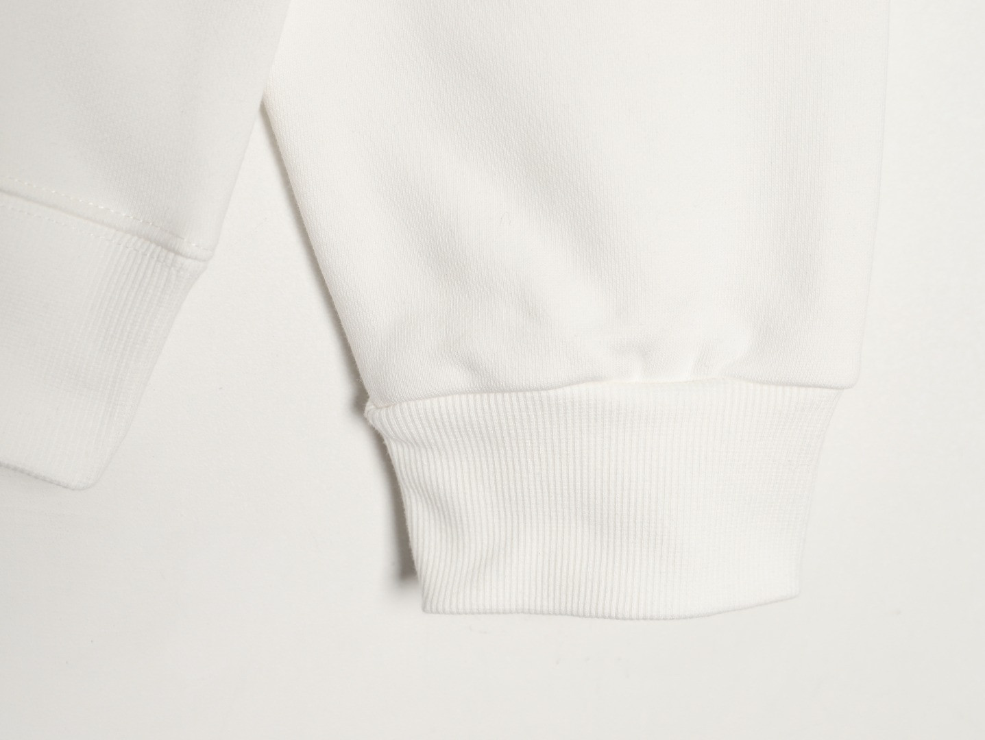 L0vis Vvtt0n LV 25FW Hoodies