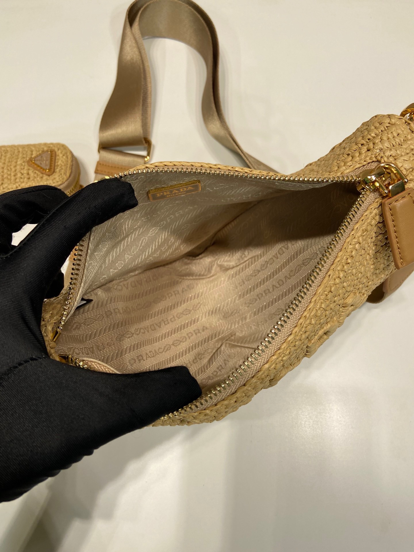 Pra*a Triangle Crochet Shoulder Bag