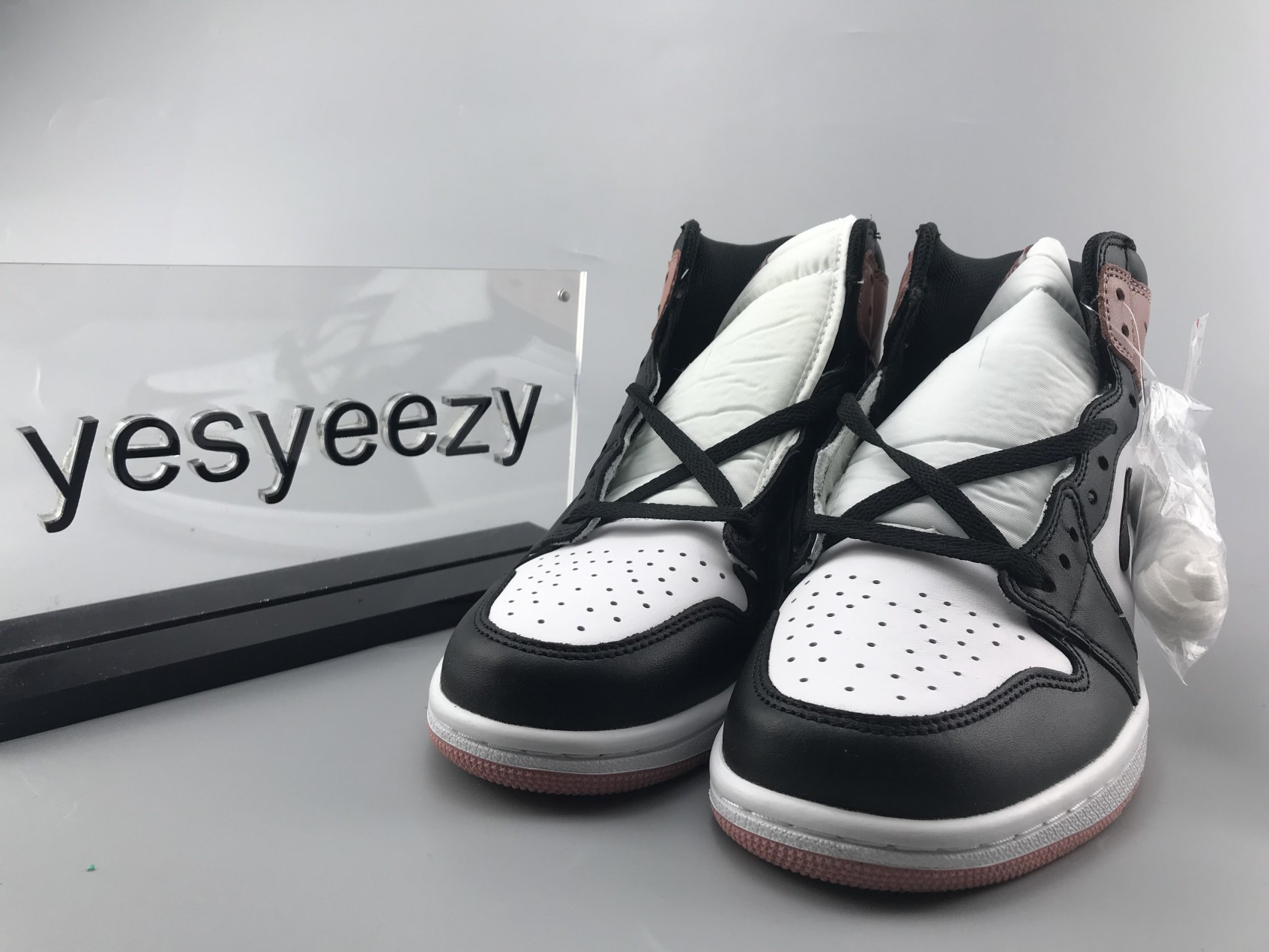 UA AIR JORDAN 1 RETRO HIGH OG NRG "RUST PINK"