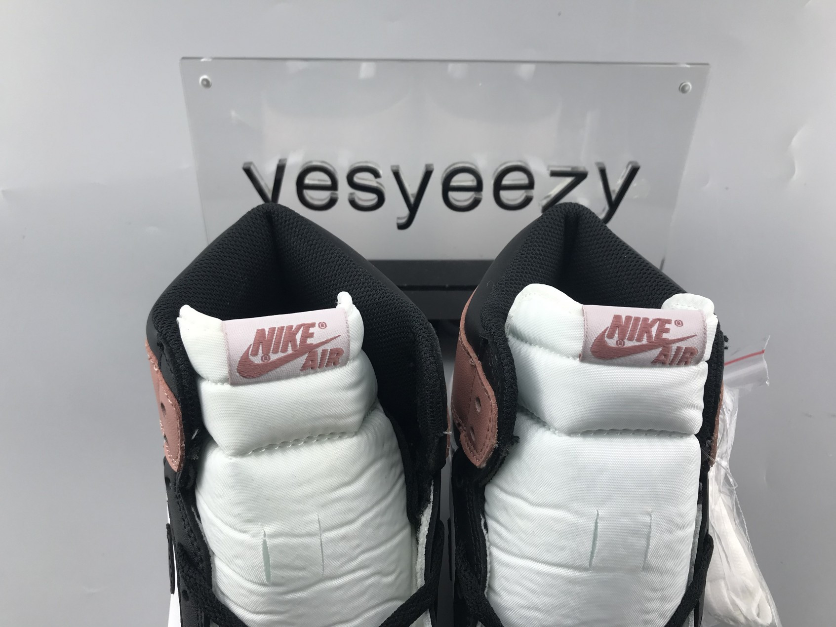 UA AIR JORDAN 1 RETRO HIGH OG NRG "RUST PINK"