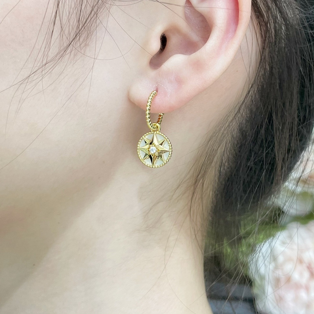 D10r Rose des Vents Earring