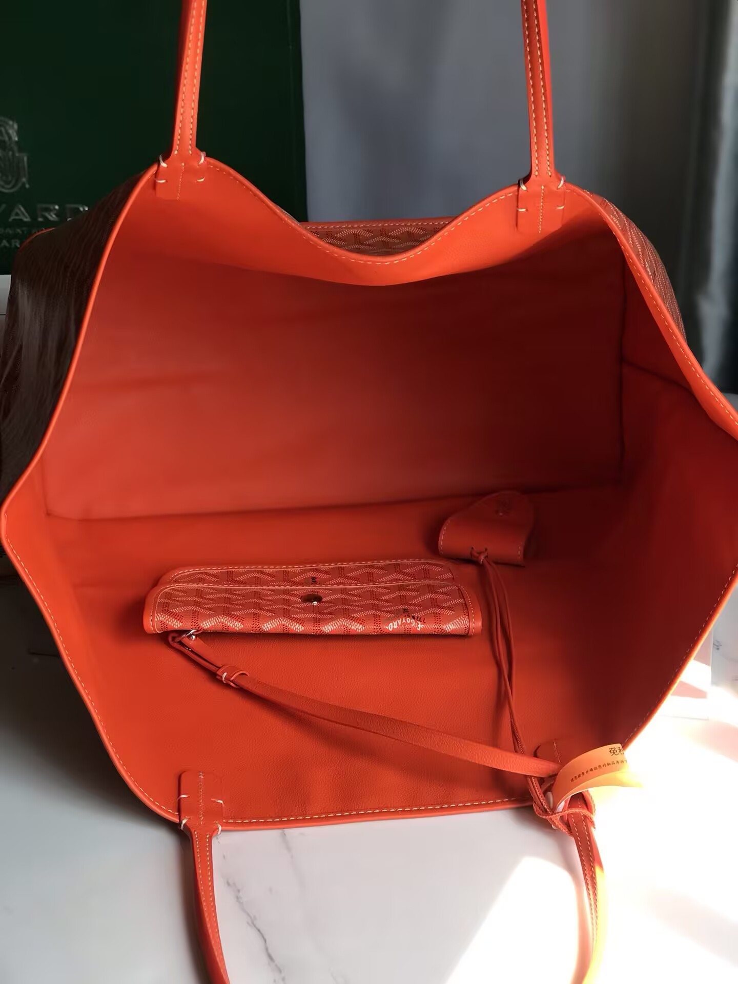 G09ard anjou gm bag 39x32x19cm