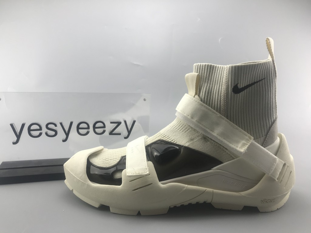 UA NIKE W FREE TR FLYKNIT 3 / MMW