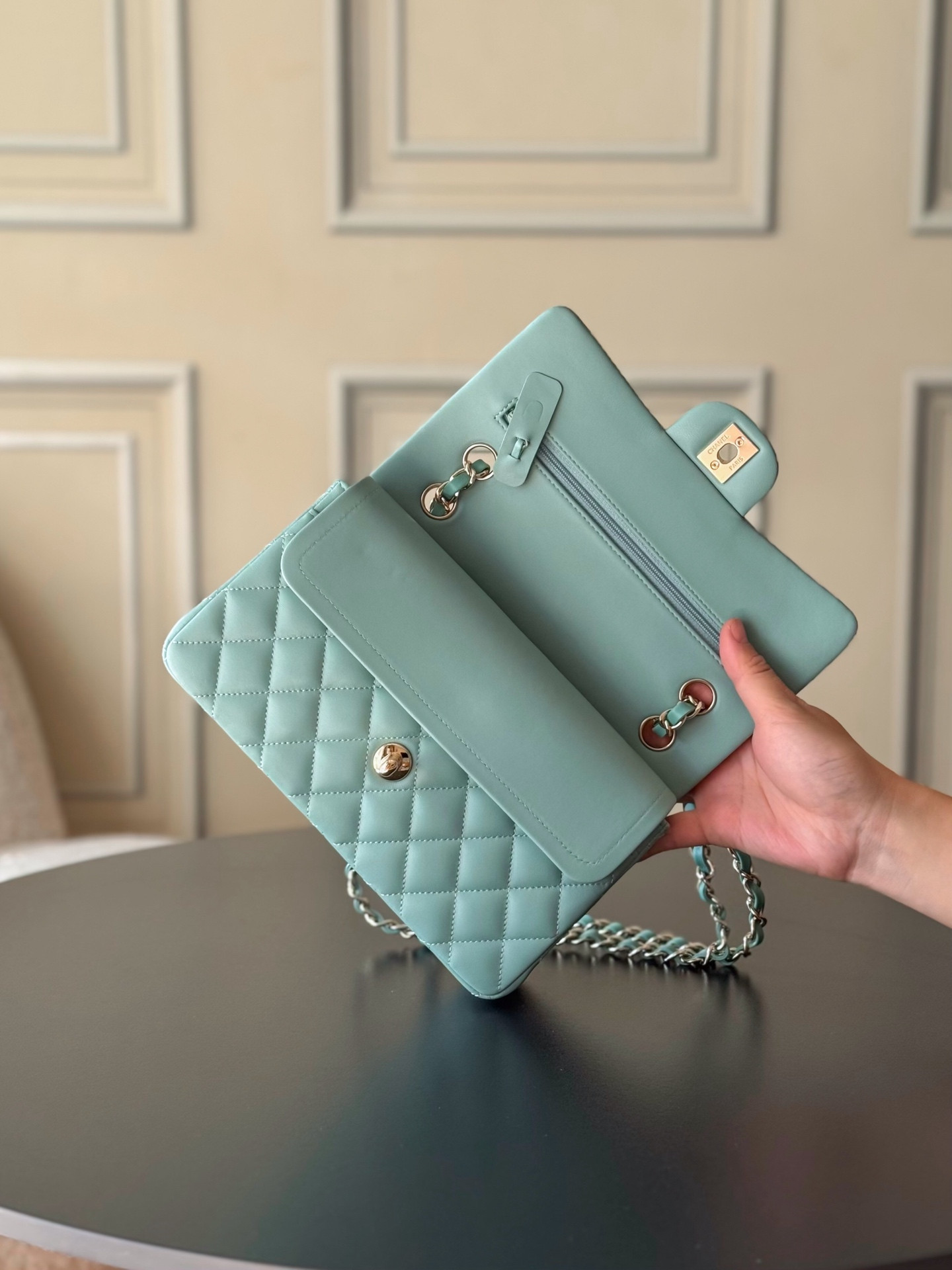 Ch**el Small Classic Bag 23x6.5x14cm