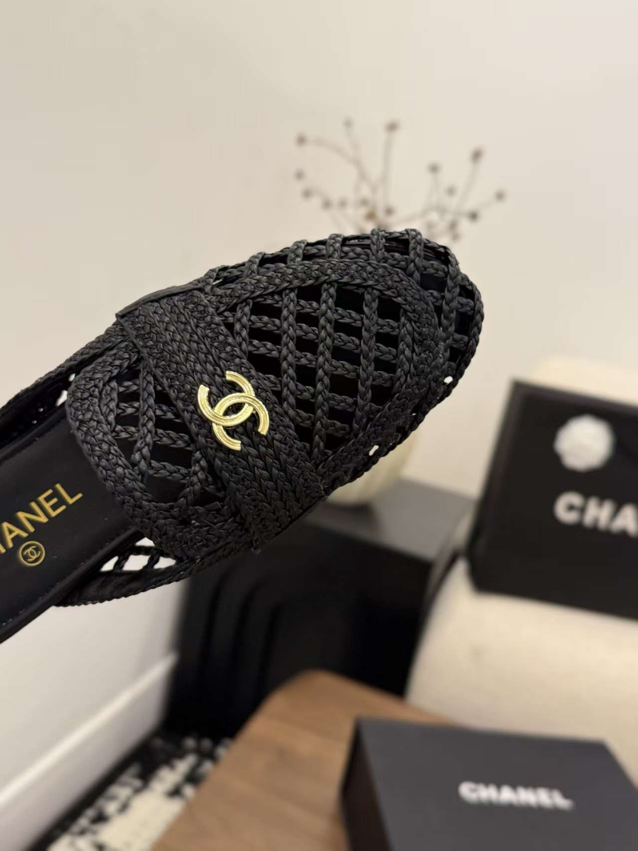 ua Ch**el mules