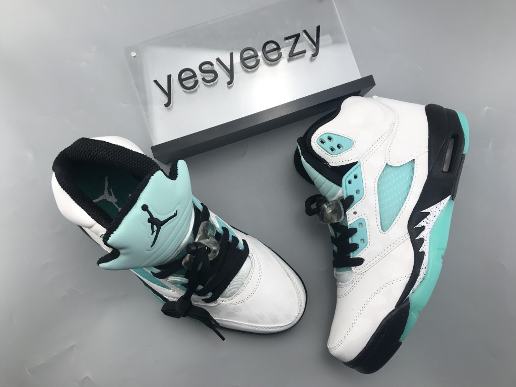 UA AIR JORDAN 5 RETRO ISLAND GREEN