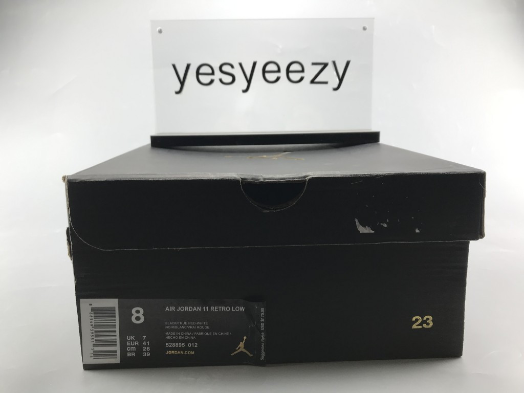UA AIR JORDAN 11 RETRO LOW BRED