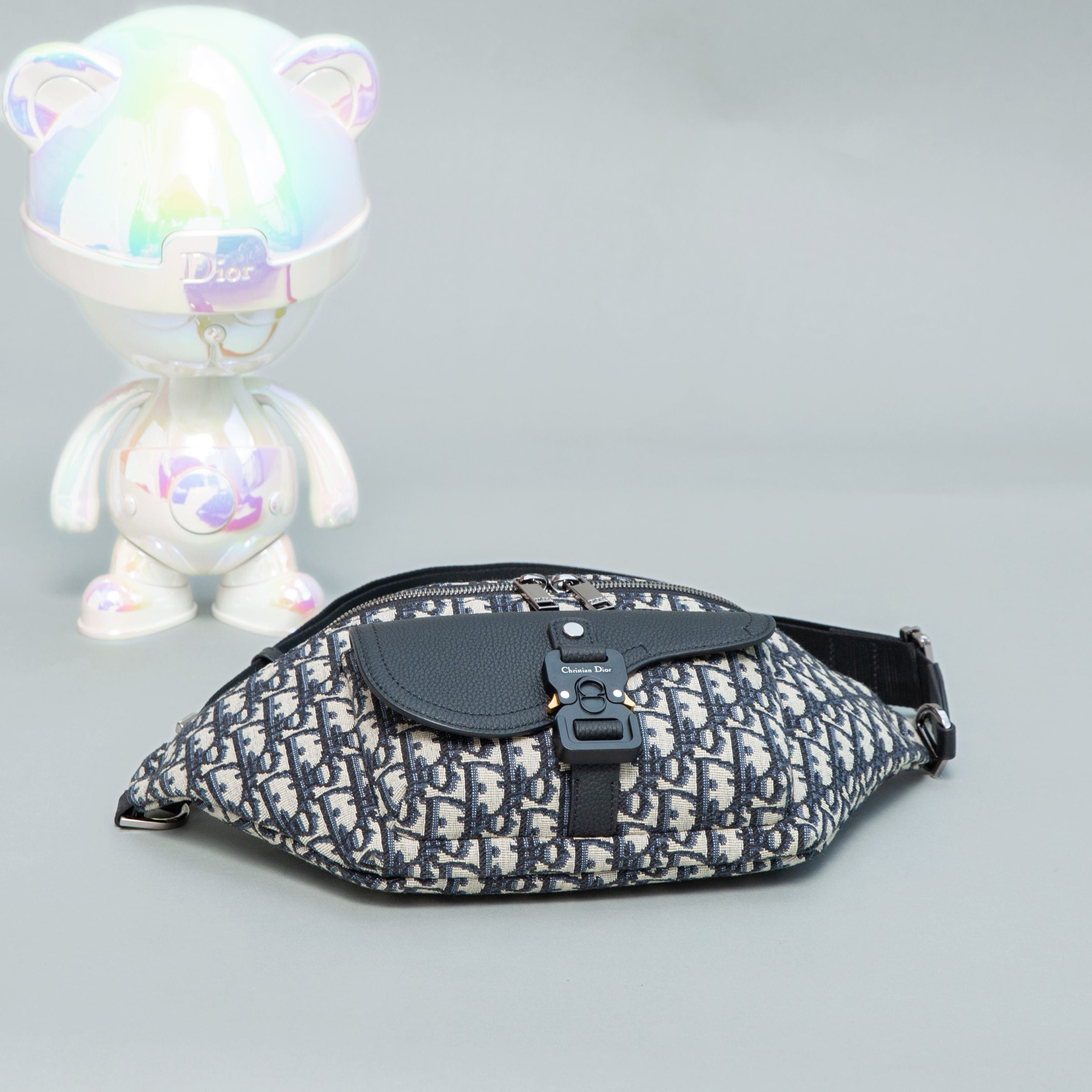 D10r saddle belt bag 39x17x10.5cm