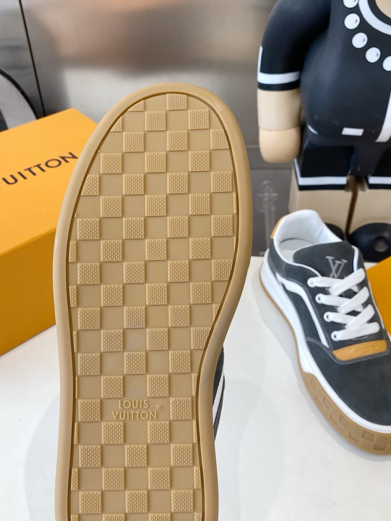 UA LV Tilted Sneaker