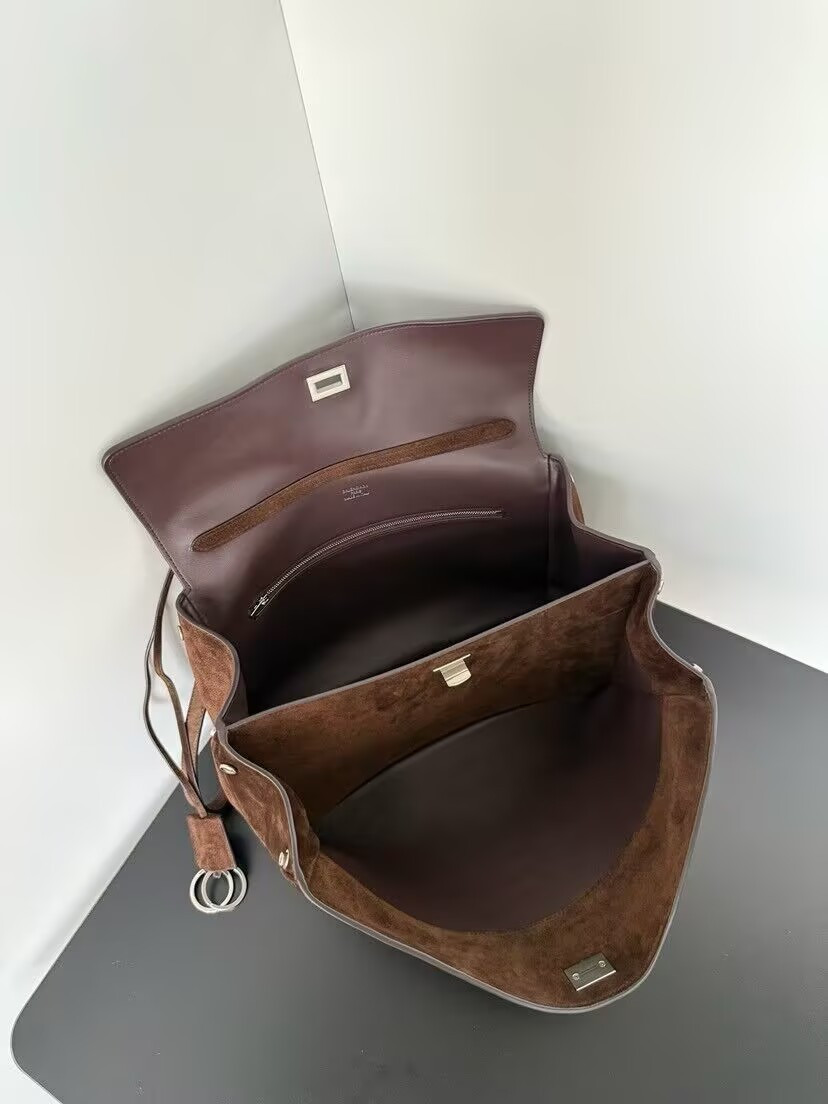 Ba1en*iaga Rodeo Medium 35x23.3x10.9cm