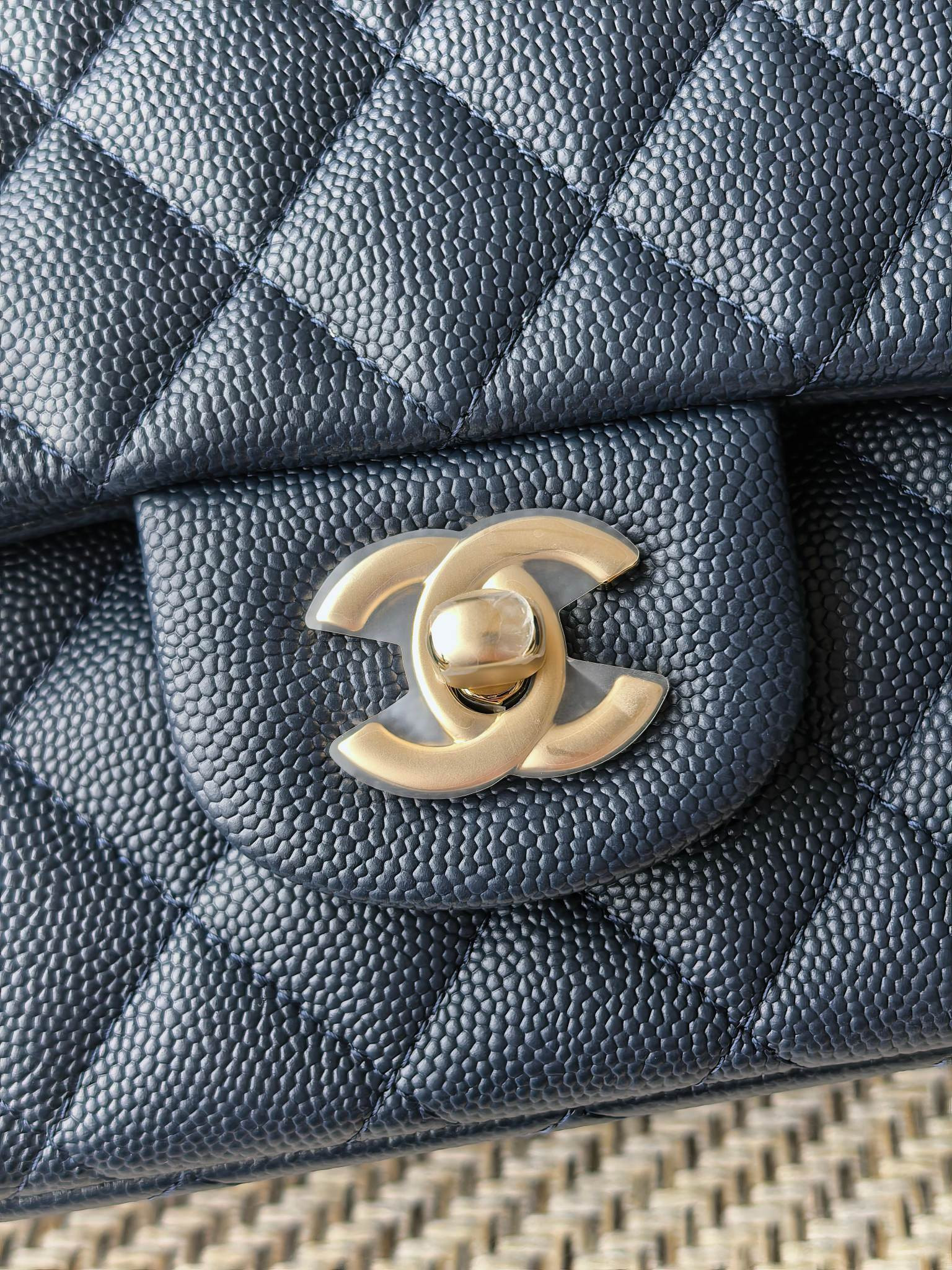 Ch**el classic flap bag 15x25.5x6cm