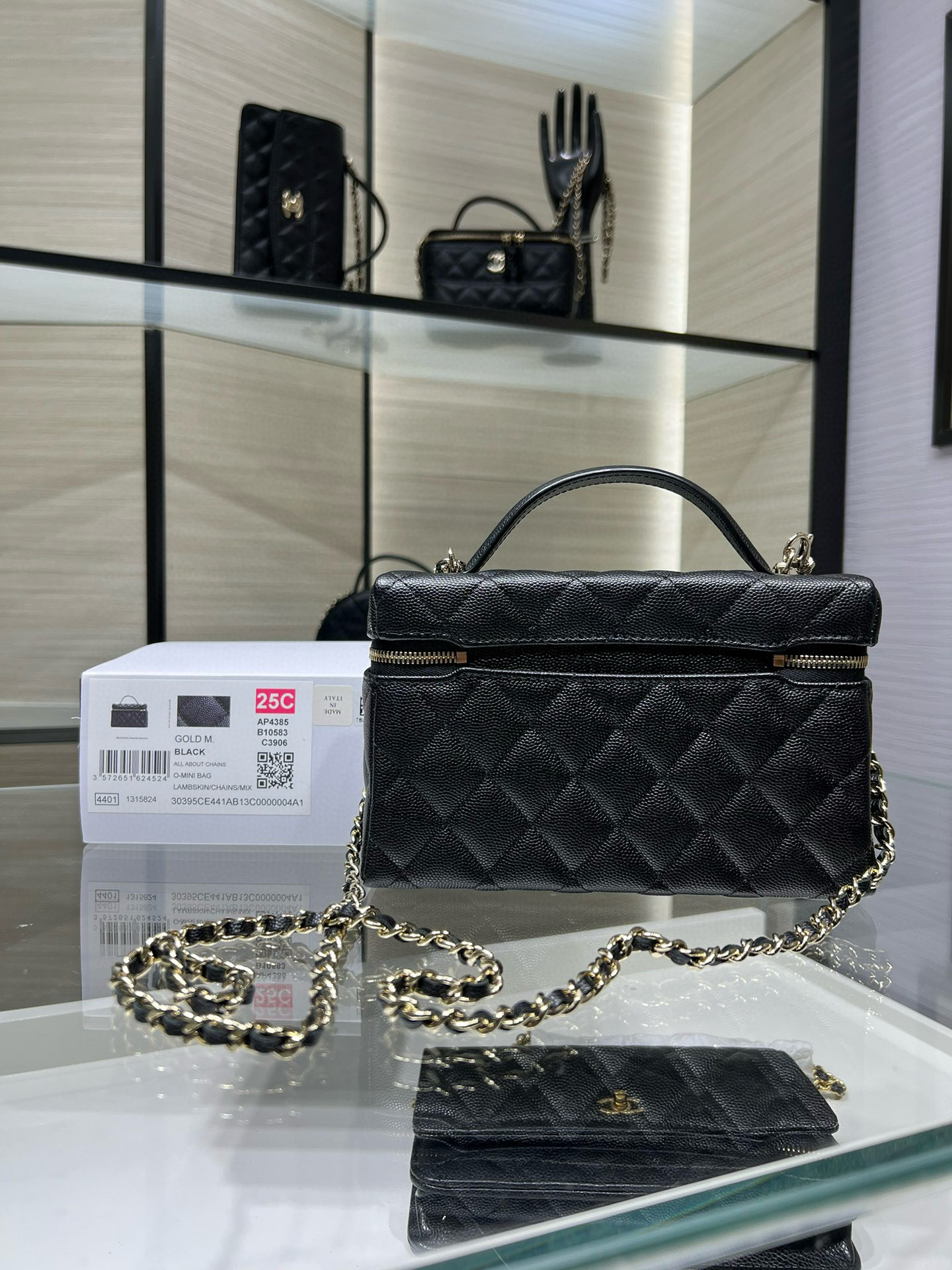 Ch**el classic vanity with chain handbag 17x19.5x5cm