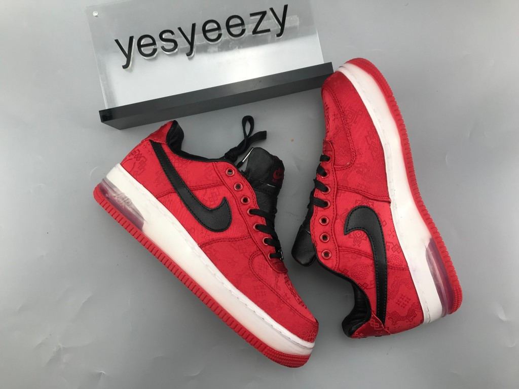 UA NIKE AIR FORCE 1 LOW 1WORLD CLOT