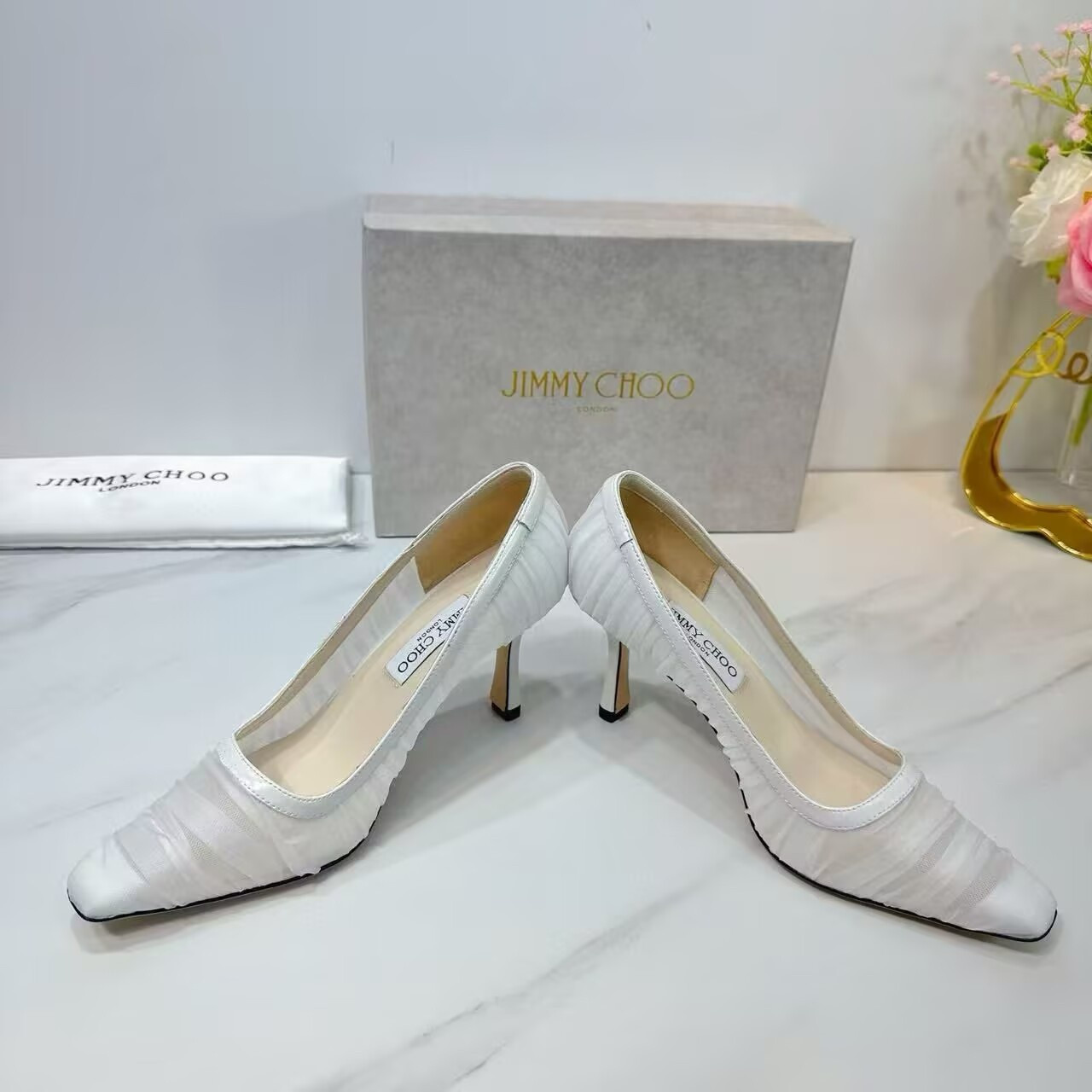 UA J1m*y Ch00 Ivory Tulle and Nappa Pumps