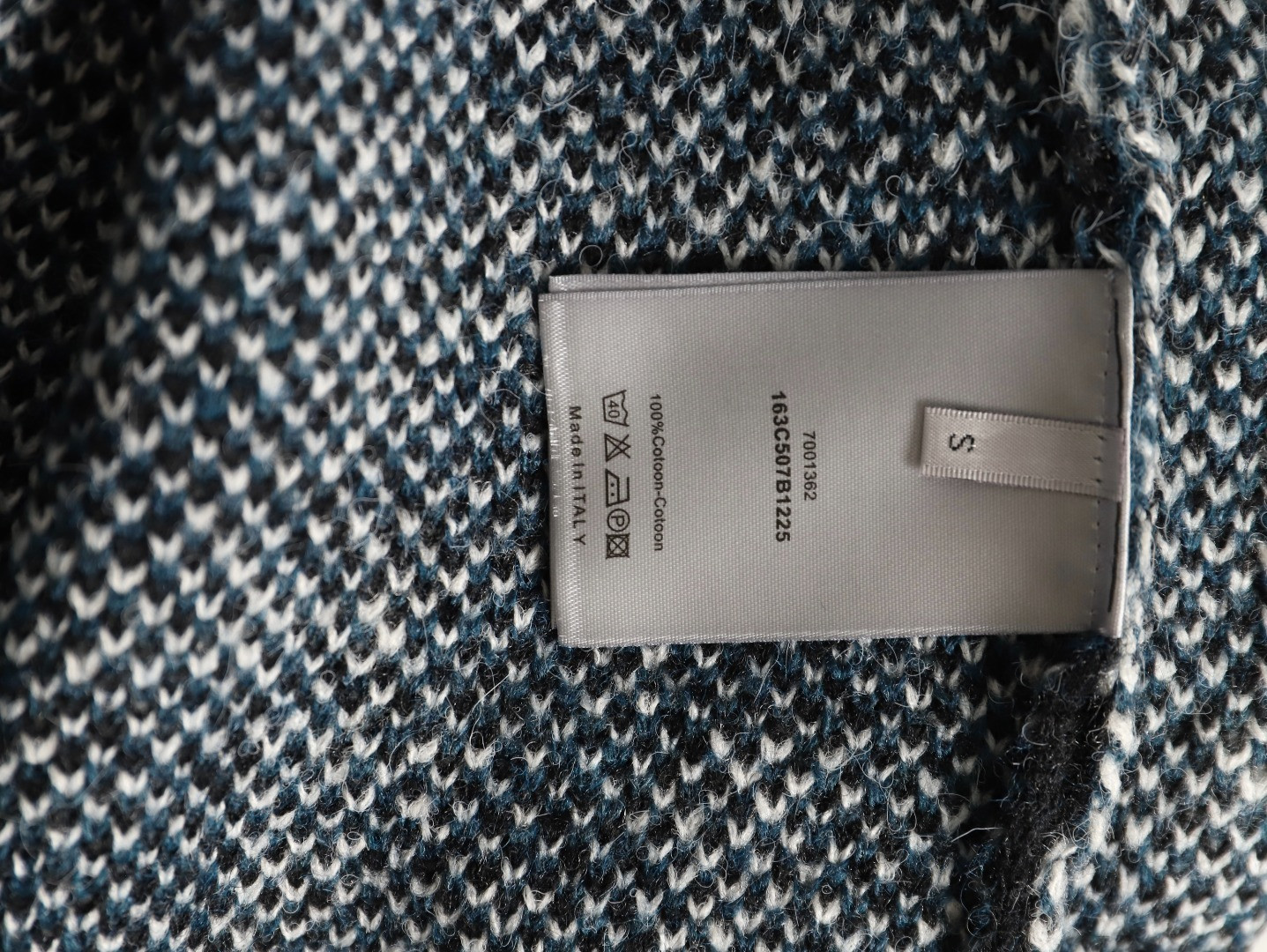 D10r 25FW Cardigan Sweaters