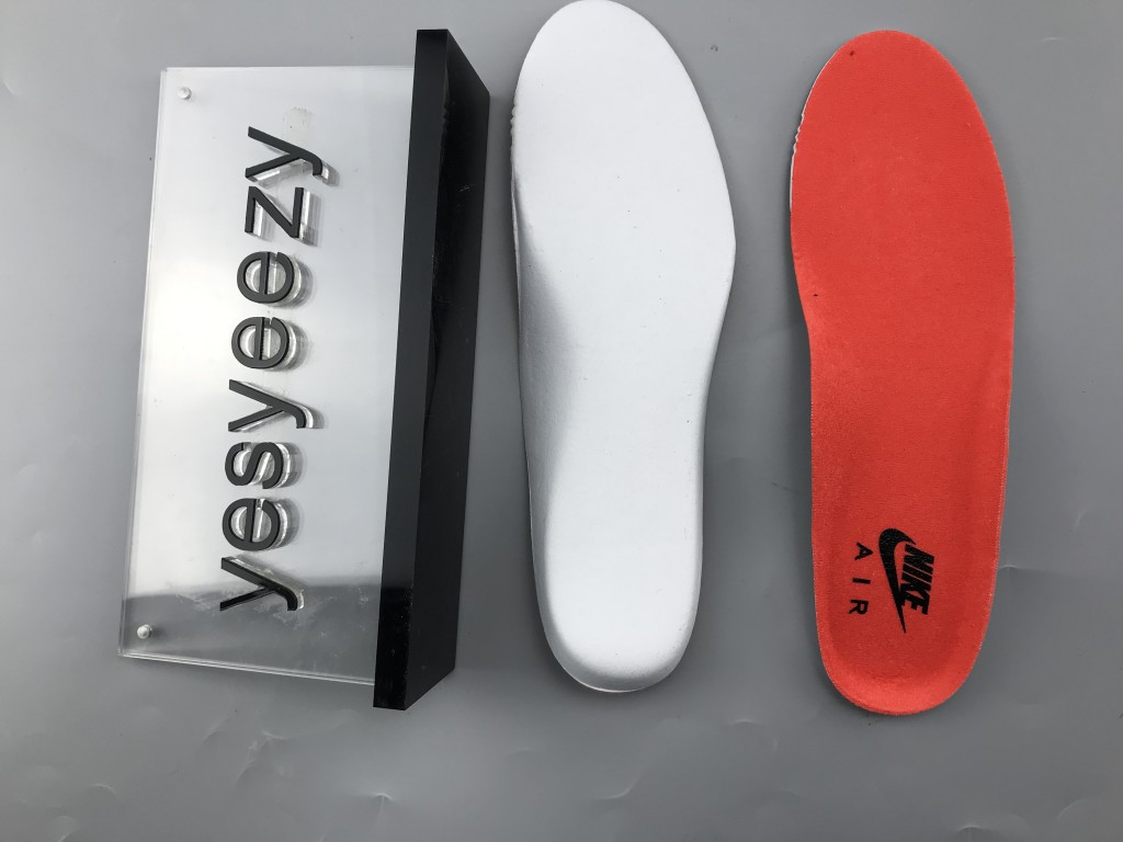 UA TRAVIS SCOTT X AIR JORDAN 6 RETRO CACTUS JACK YELLOW