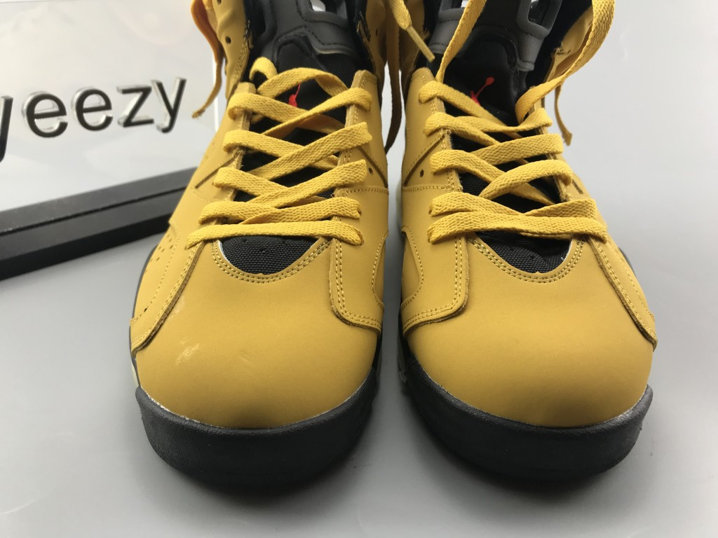 UA TRAVIS SCOTT X AIR JORDAN 6 RETRO CACTUS JACK YELLOW
