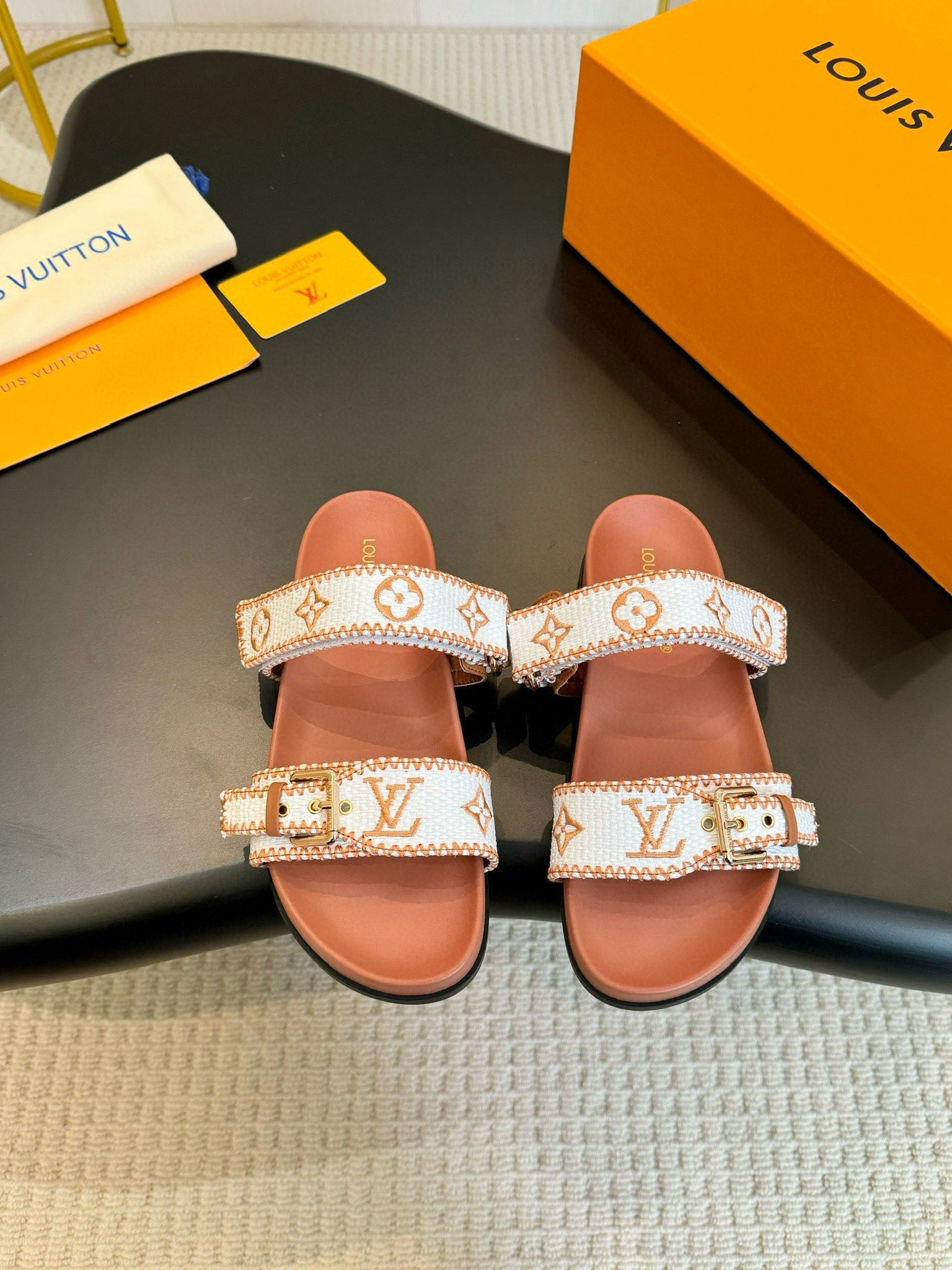 UA LV Bom Dia Flat Comfort Mule