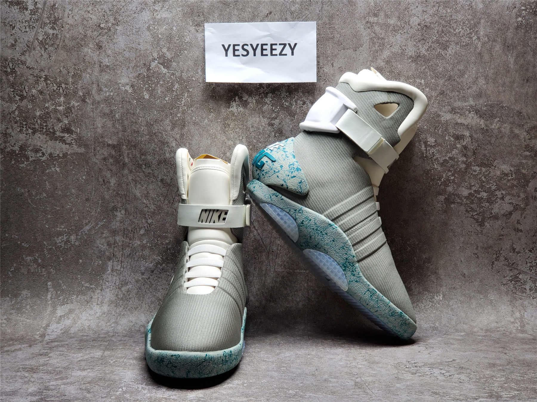 UA NIKE MAG SELF-LACING "BACK TO THE FUTURE"