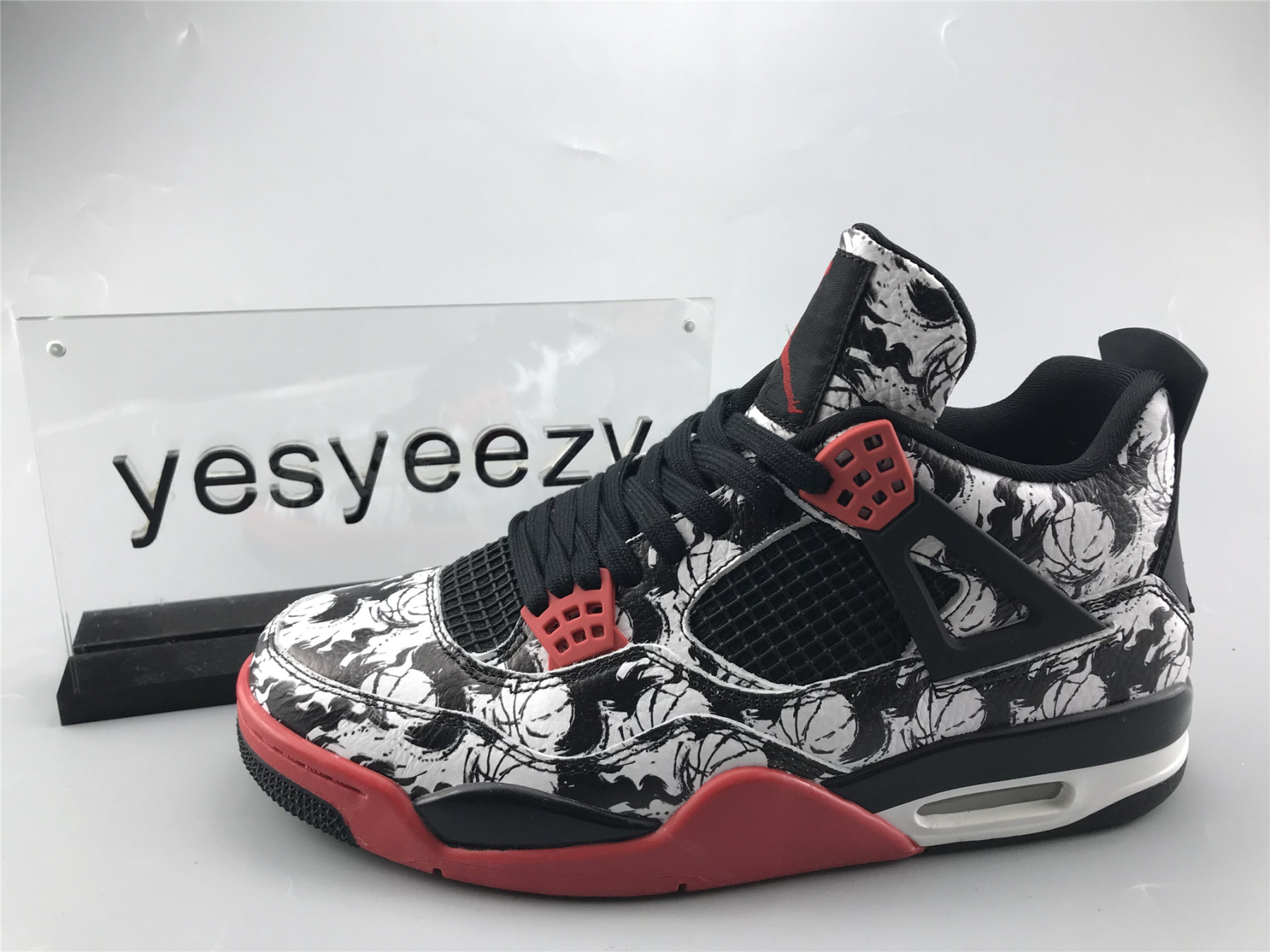 UA AIR JORDAN 4 RETRO SNGL DY