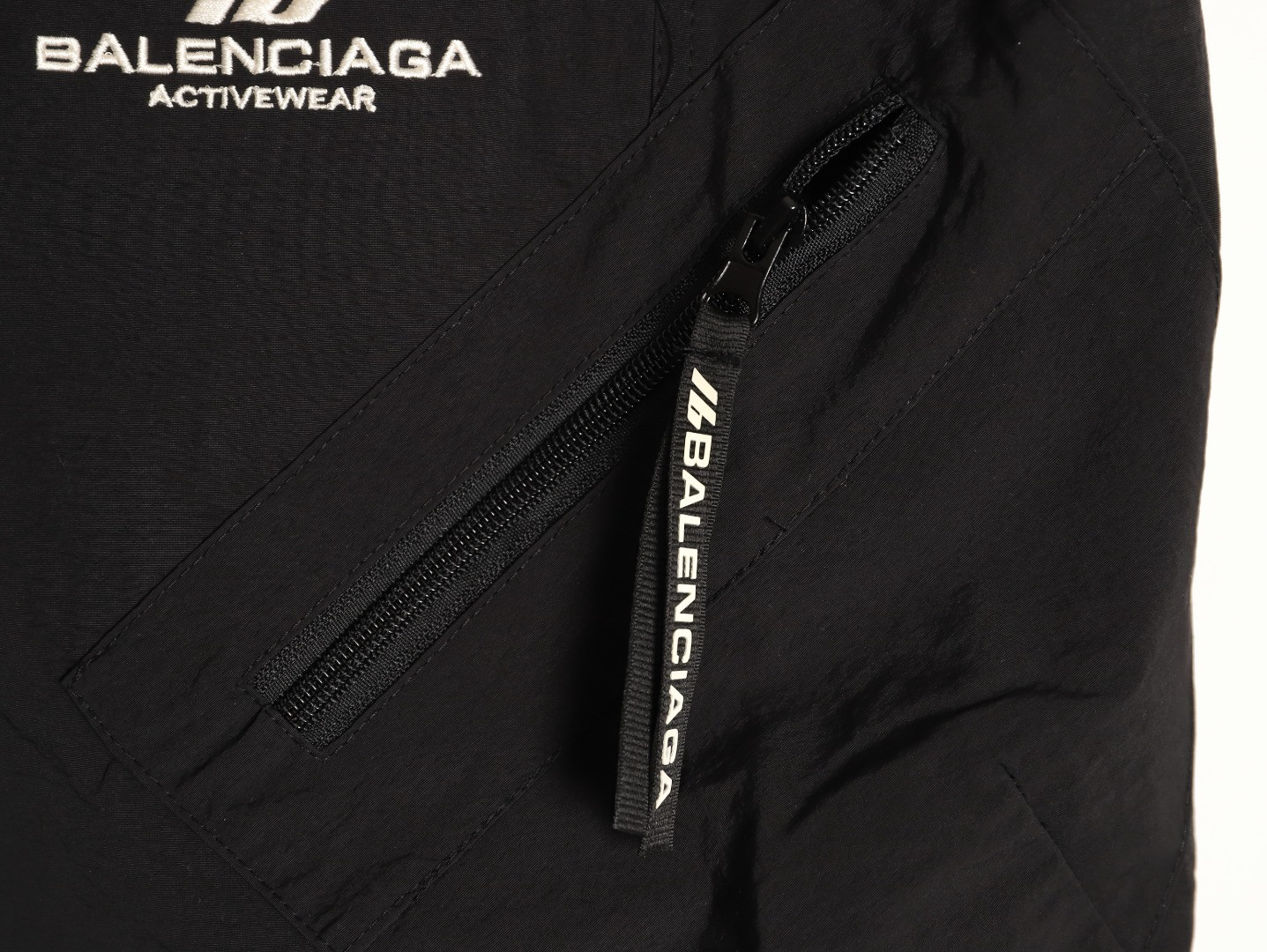 Ba1en*iaga shorts