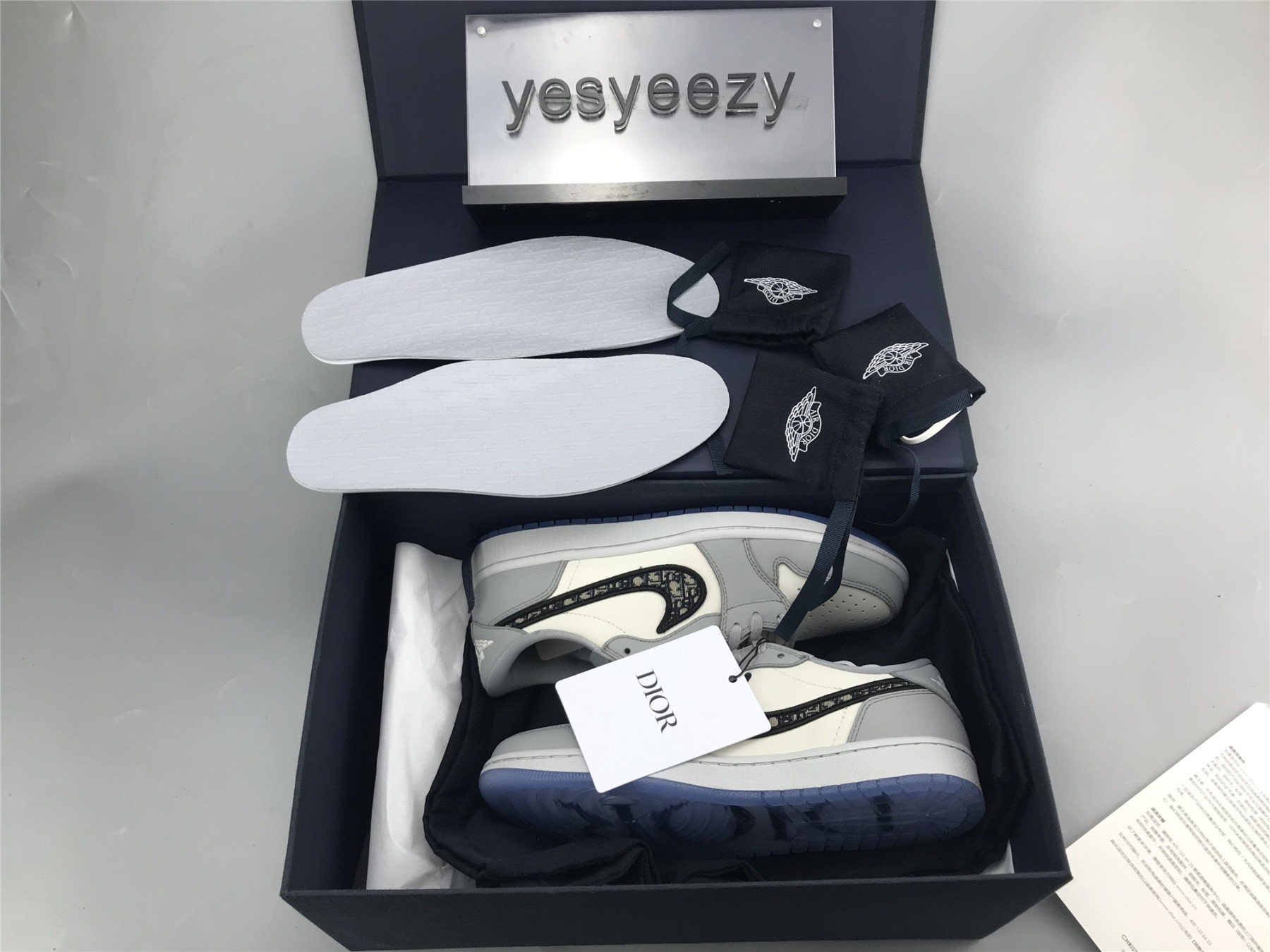 UPDATED TOP UA AIR JORDAN 1 RETRO LOW X DR