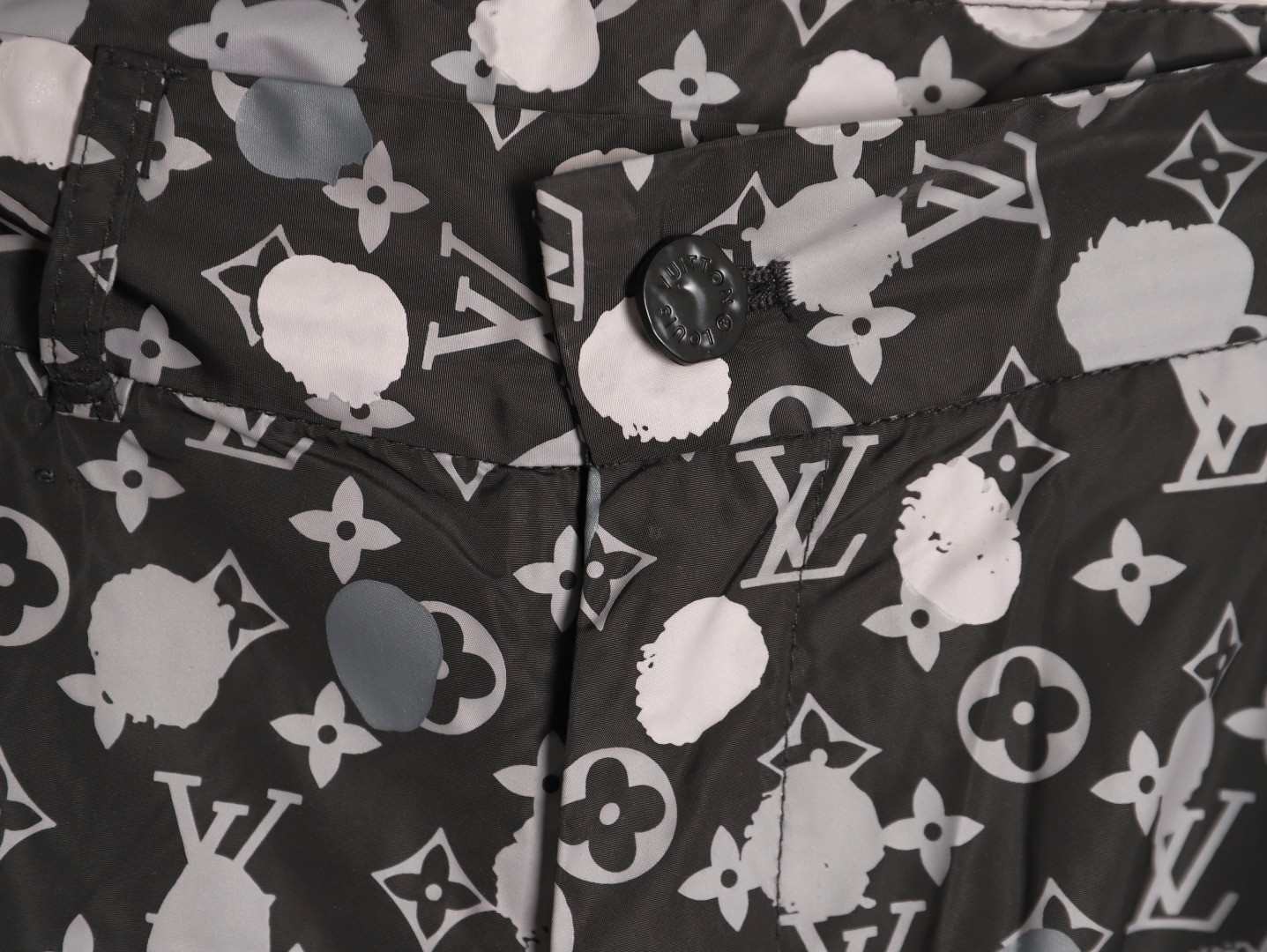 L0vis Vvtt0n 25Fw Pants Suit