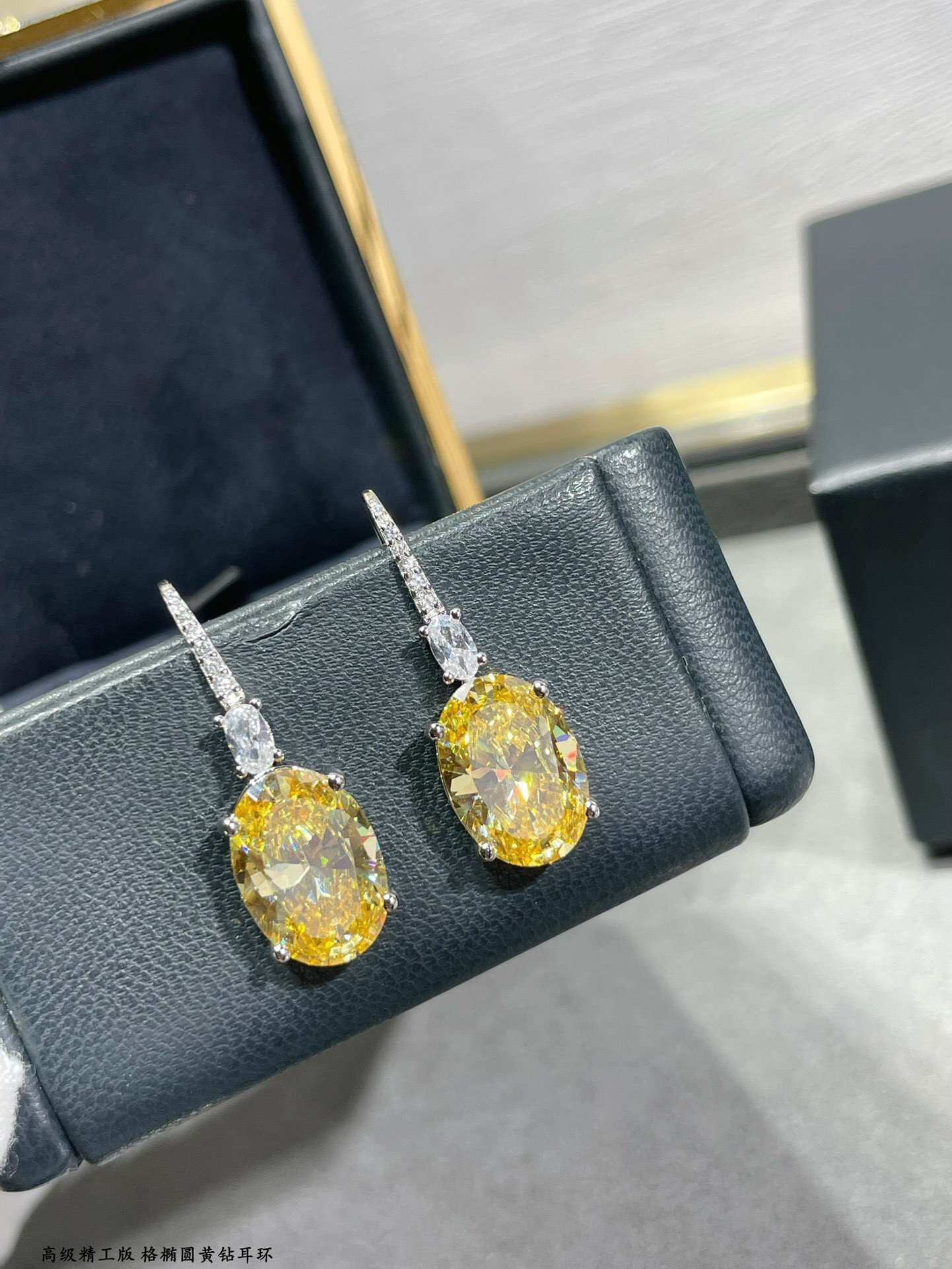 Graff Oval Yellow D1am0nd Earrings Ag925