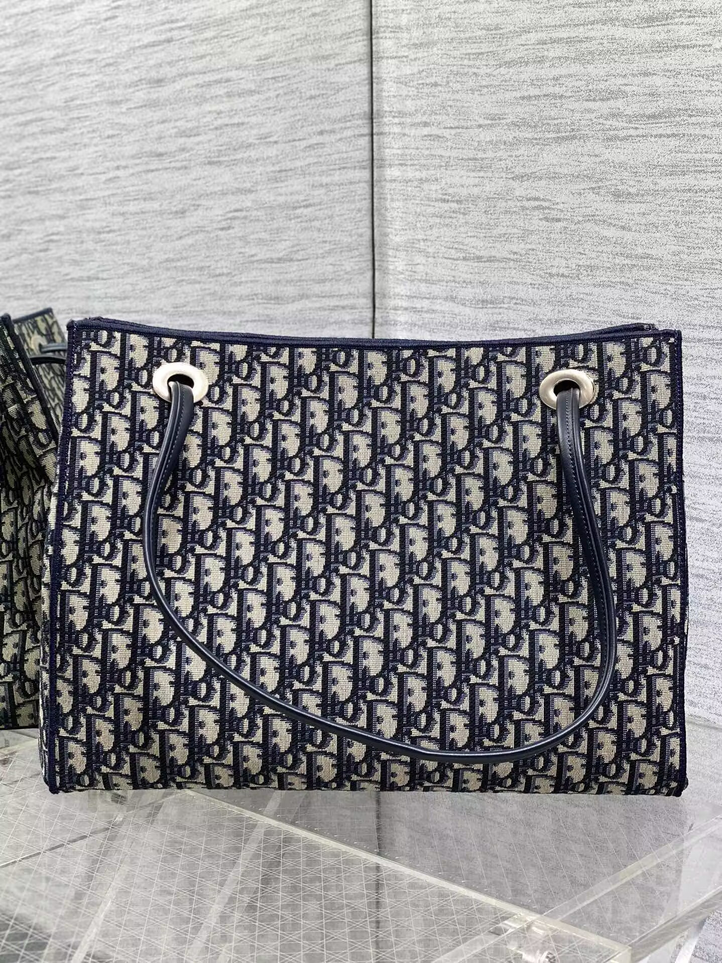 D10r Medium Promenade Shopping Bag 37x29x14cm
