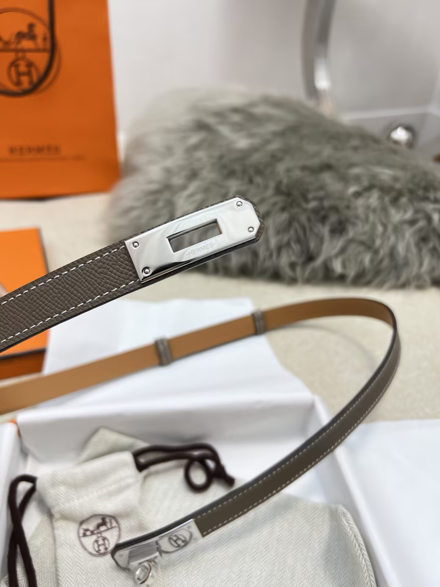 H**me5 belt