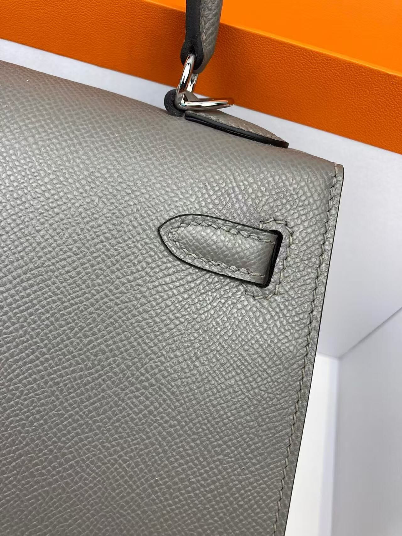 H**me5 Kelly Silver-tone Hardware 25 28