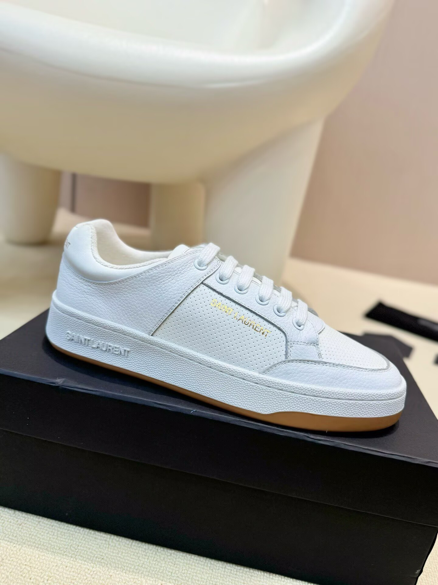 UA Y51 Sneakers