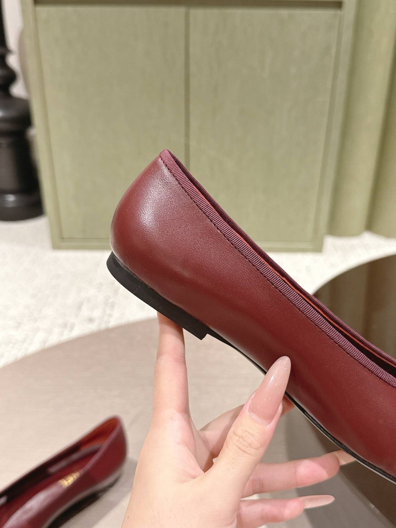 UA Ch**el Ballet Flats Pointed Toe