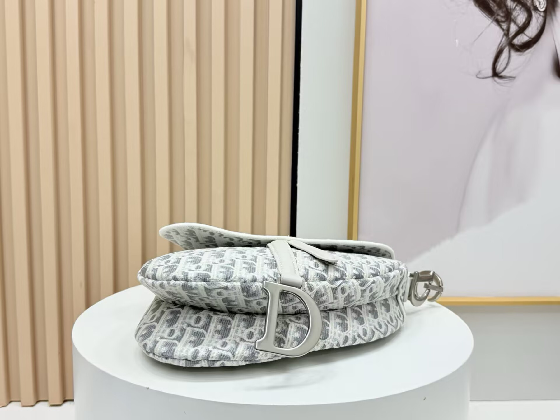D10r saddle bag 24x6x18cm