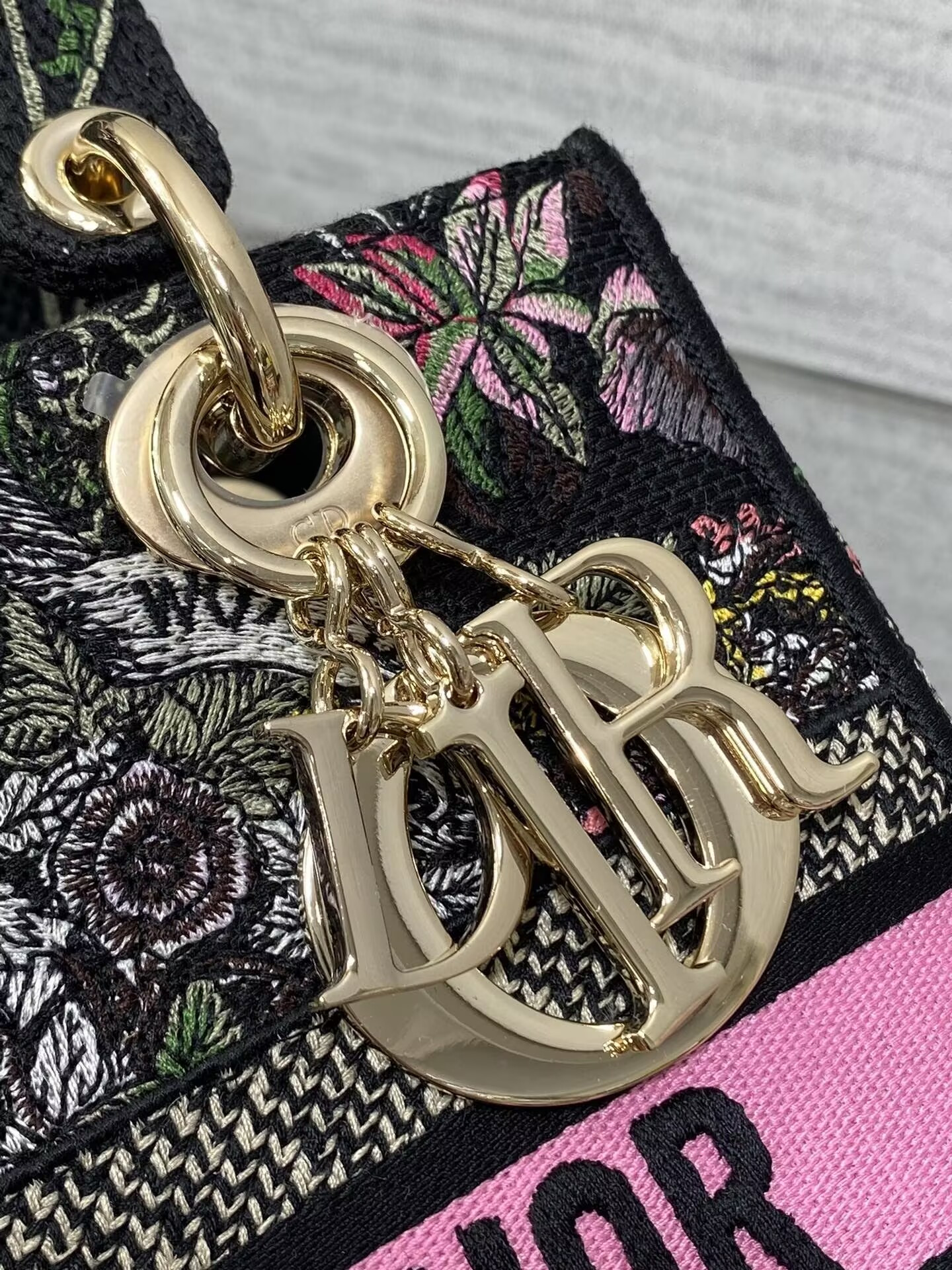 MEDIUM D10r LADY D-LITE BAG 24 x 20 x 11 cm