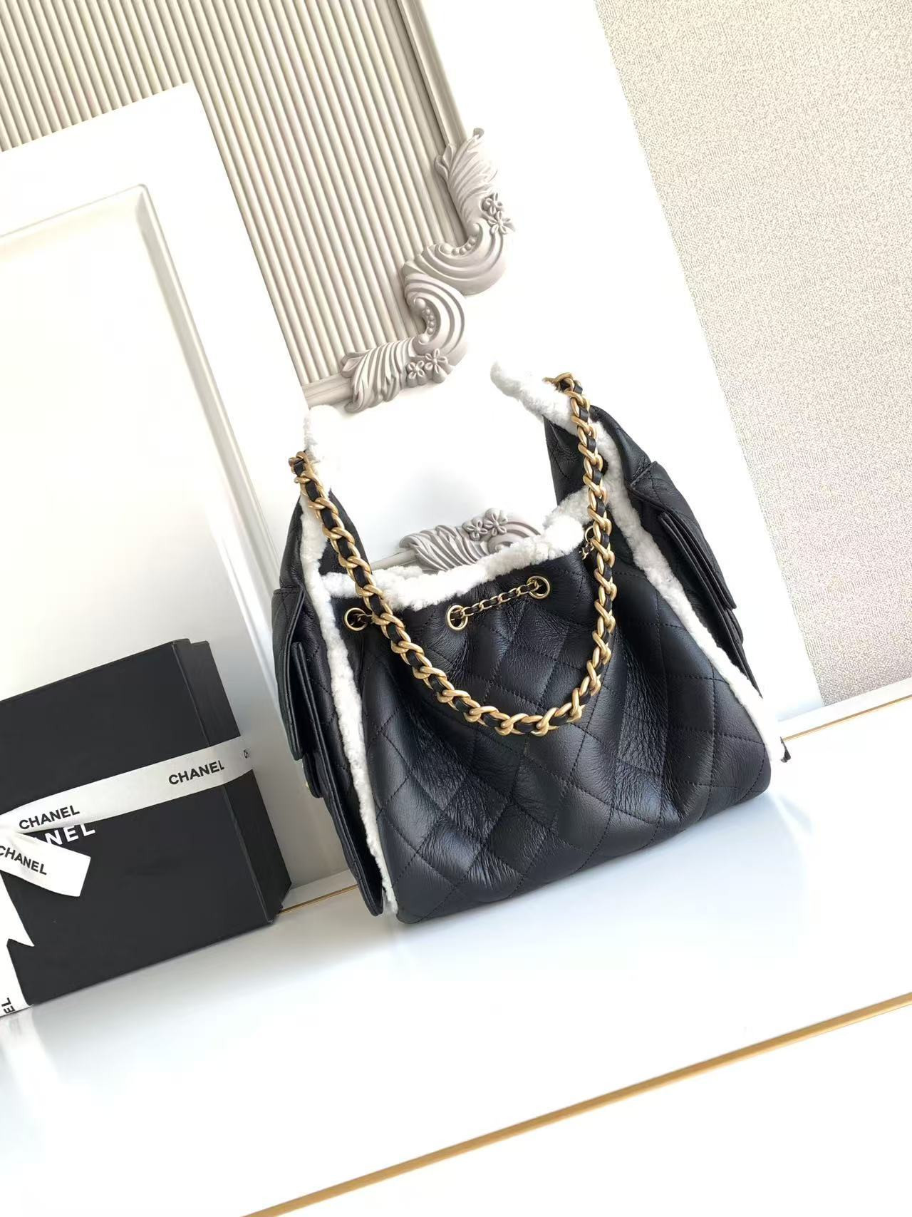 Ch**el 25c bucket bag 30x26x14cm