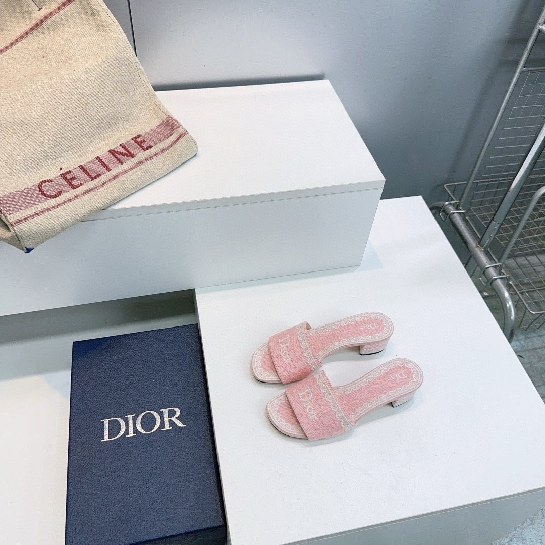 UA D10ramour D10r Dentelle Heeled Slide