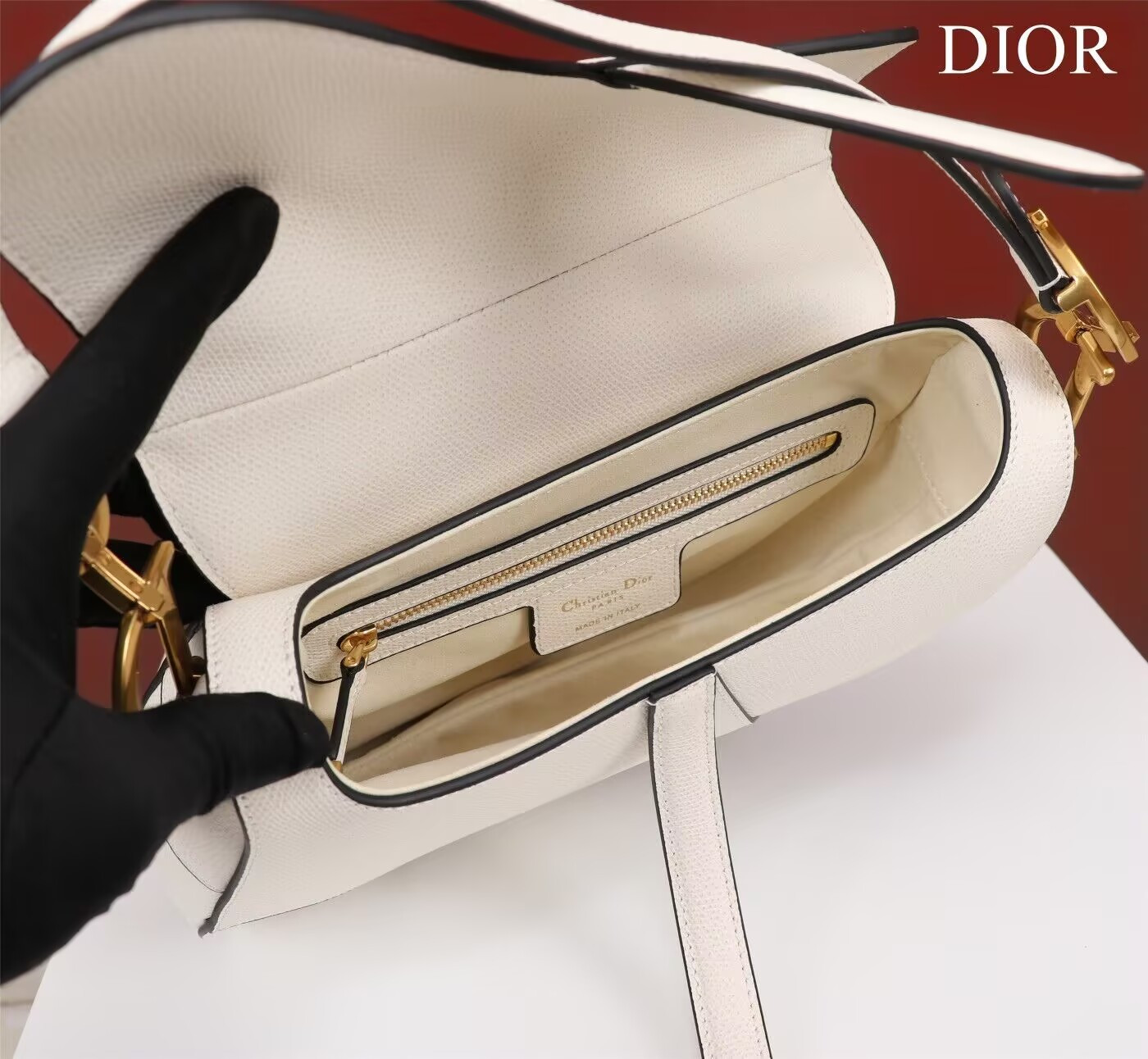 D10r MINI SADDLE BAG WITH STRAP Grained Calfskin 19 x 16 x 5 cm