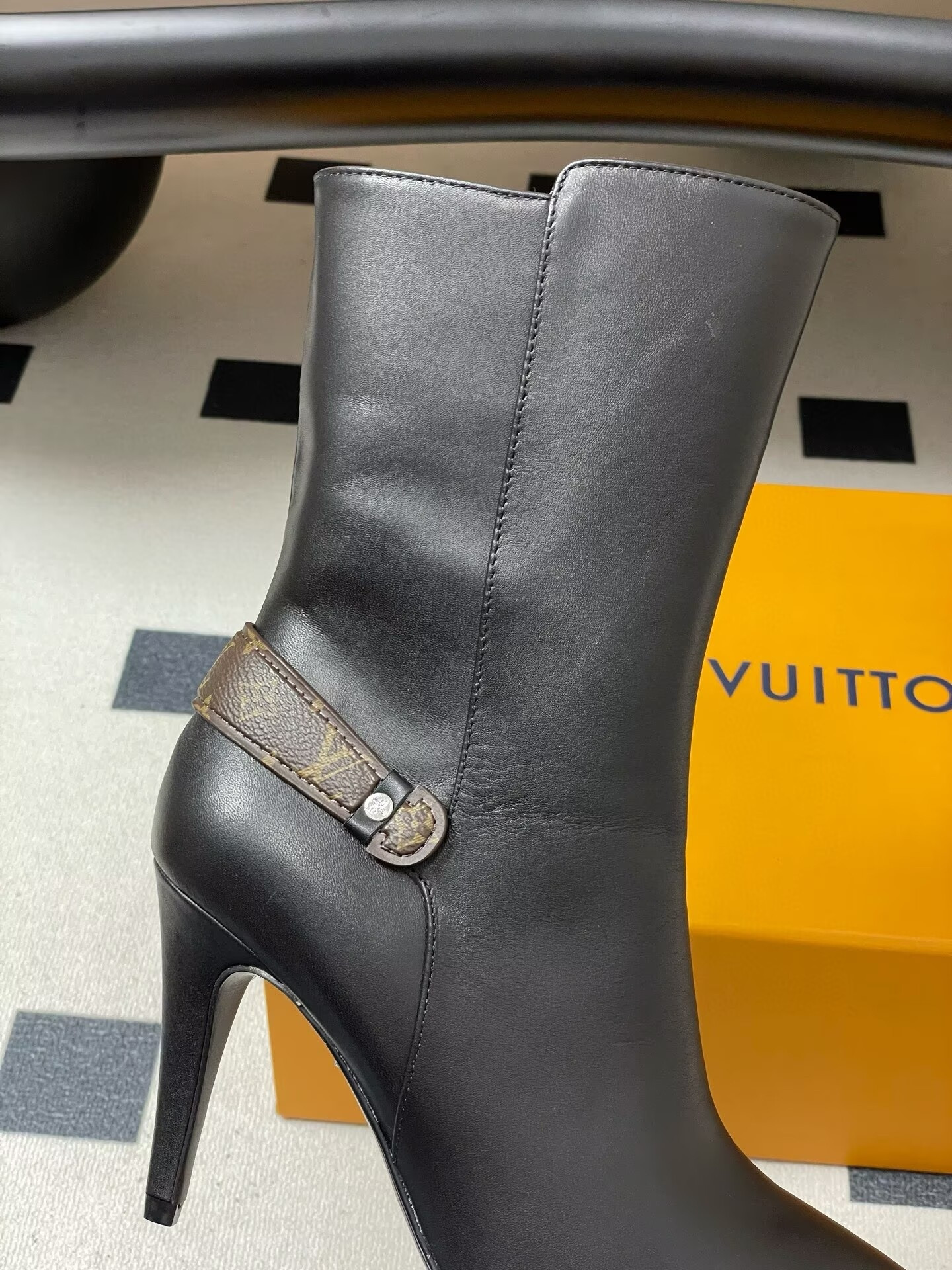 UA LV Legacy Ankle Boot