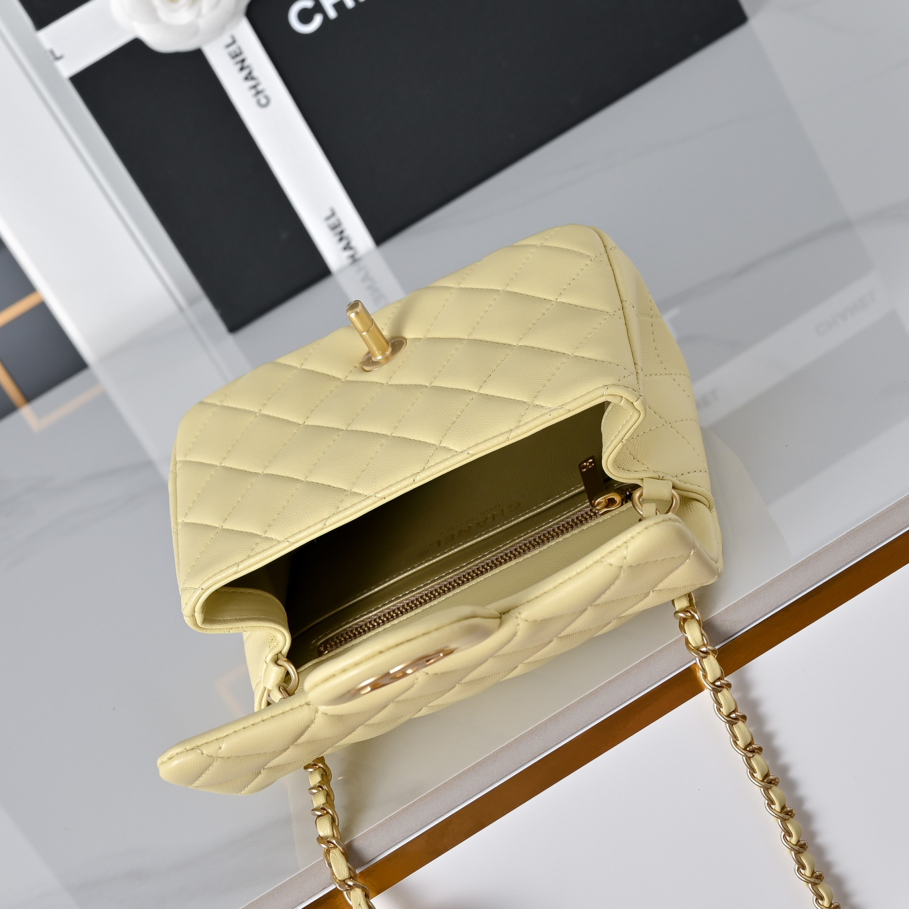 Ch**el Mini Flap Bag Butter Yellow AS1786 13.5x17x8cm