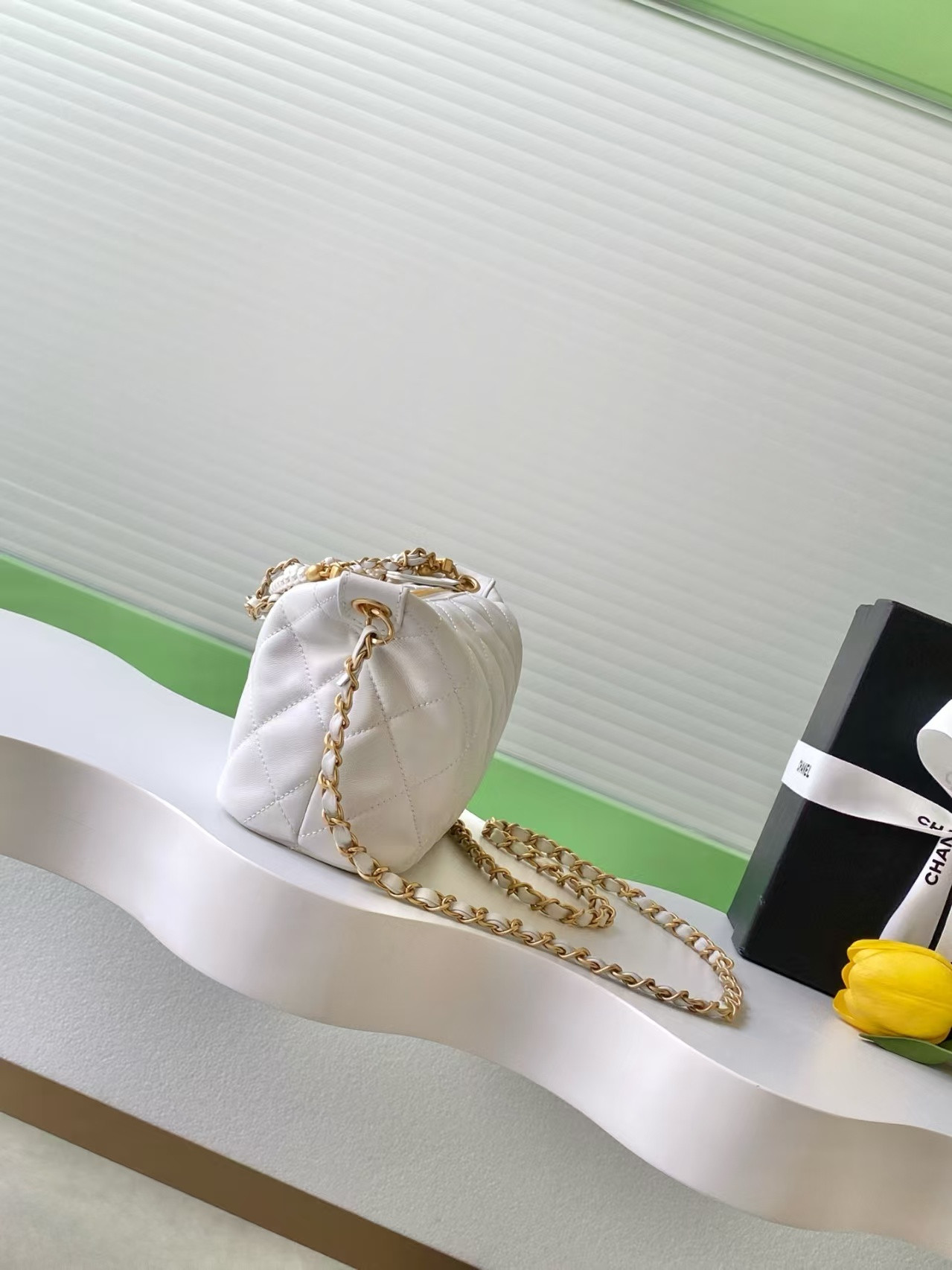 Ch**el Hobo Handbag 23.5x13x7.5cm