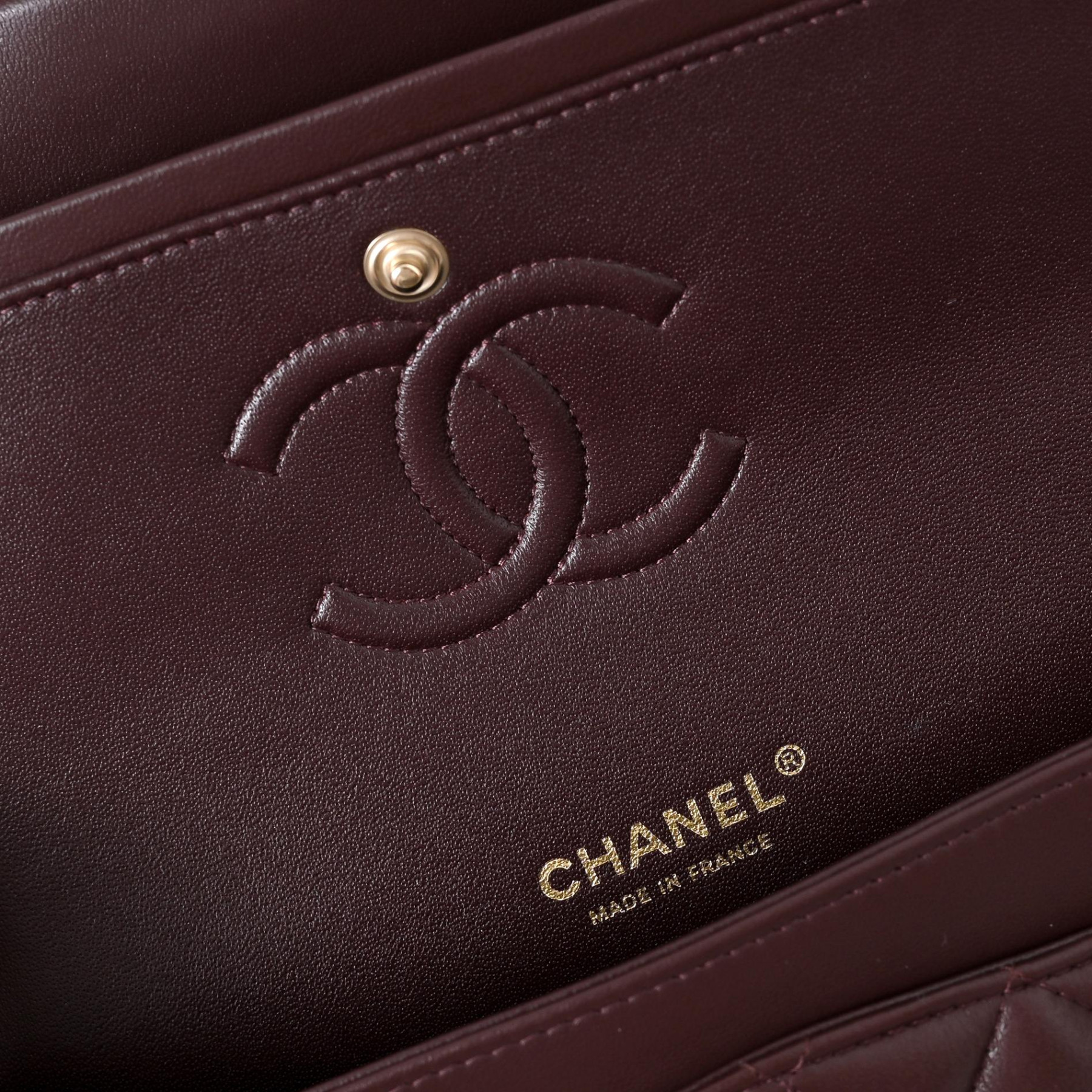 Ch**el classic flap handbag burgundy with light gold hardware a01113 23x14.5x6cm