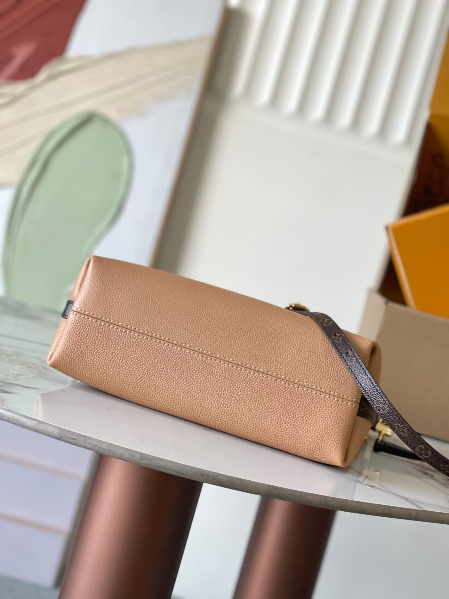 LV Multipass M28029 30x26x10cm