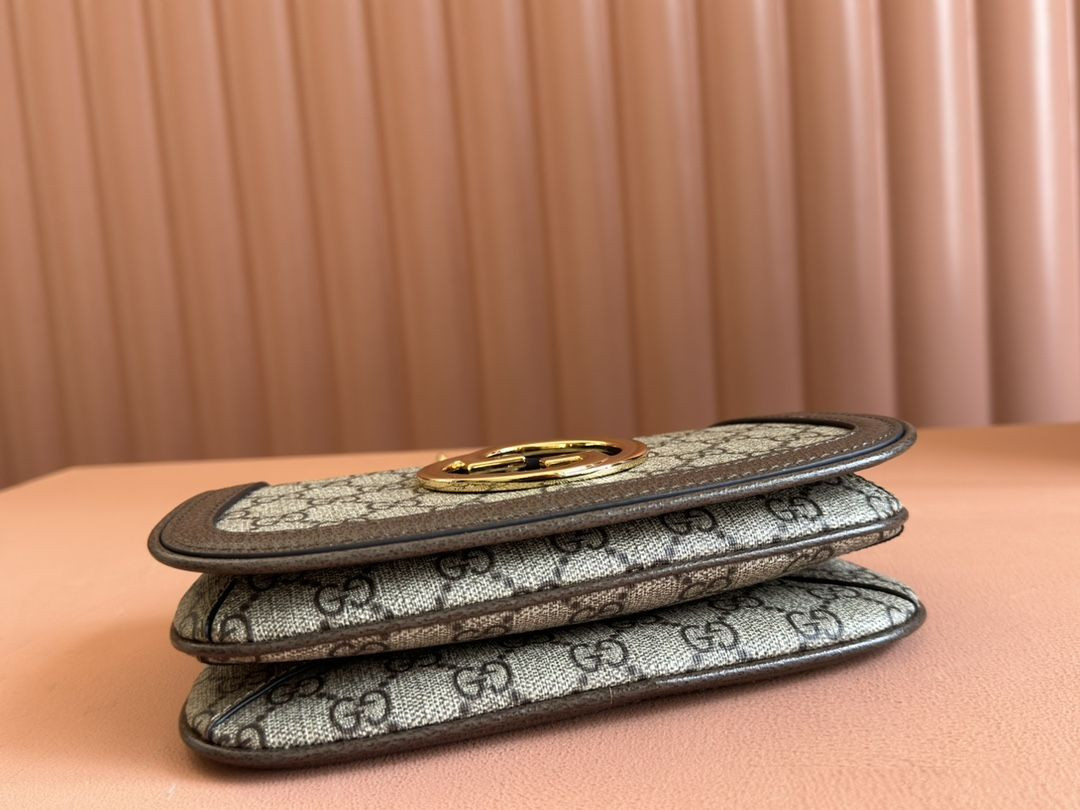 Gvc*1 Blondie Shoulder Bag 21x13x7cm