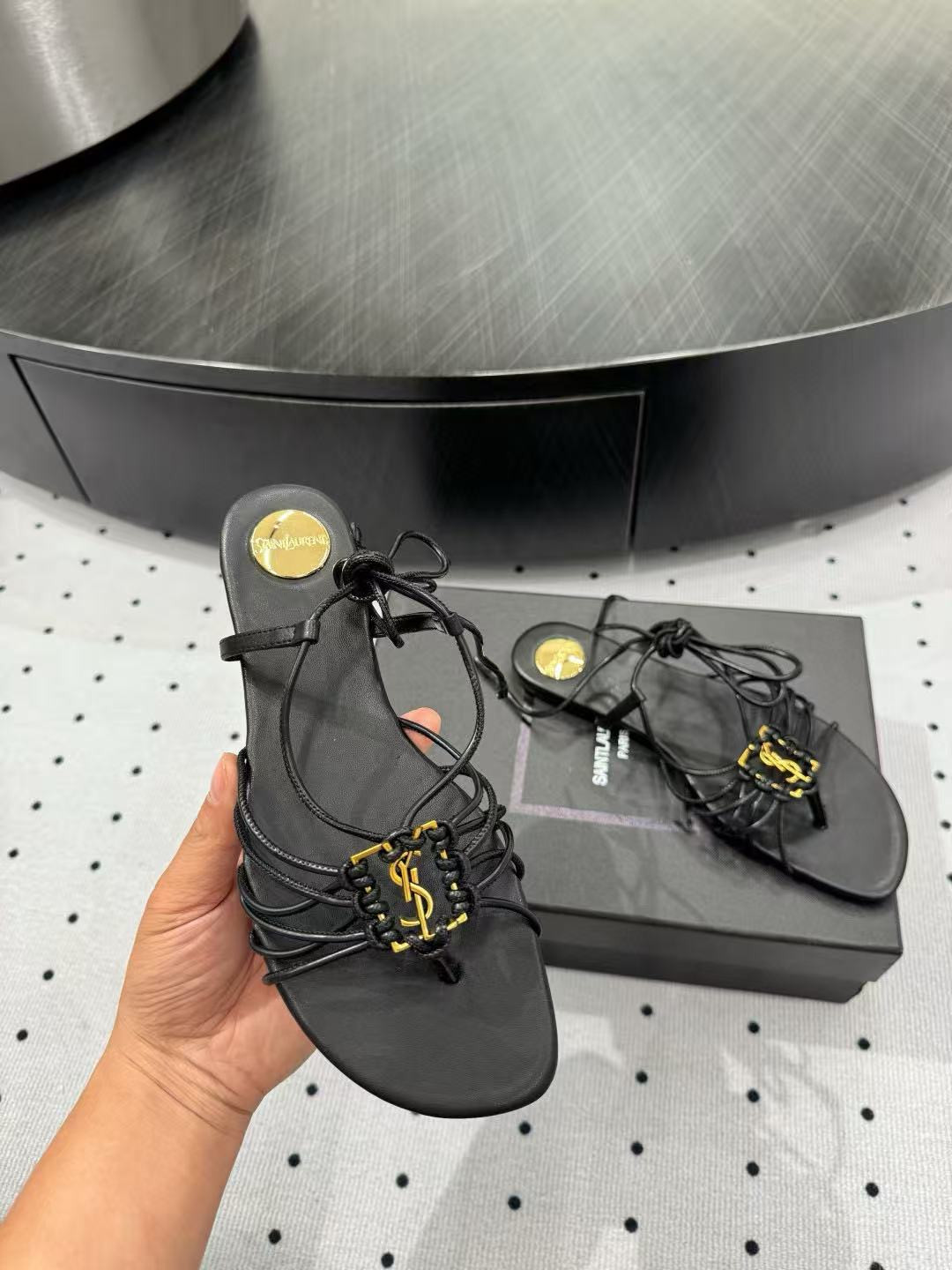 UA Y51 BABYLONE SANDALS