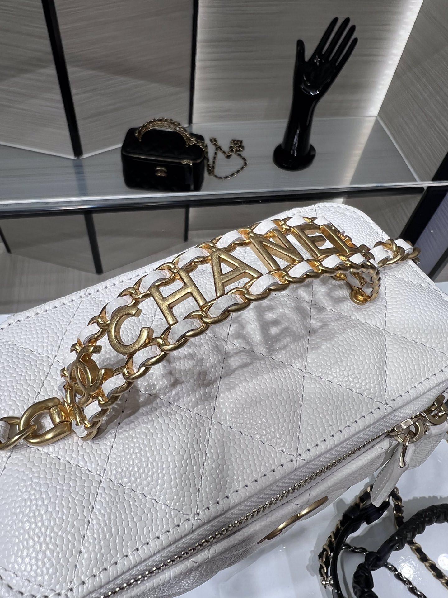 Ch**el Vanity With Chain 9.5x17x8cm